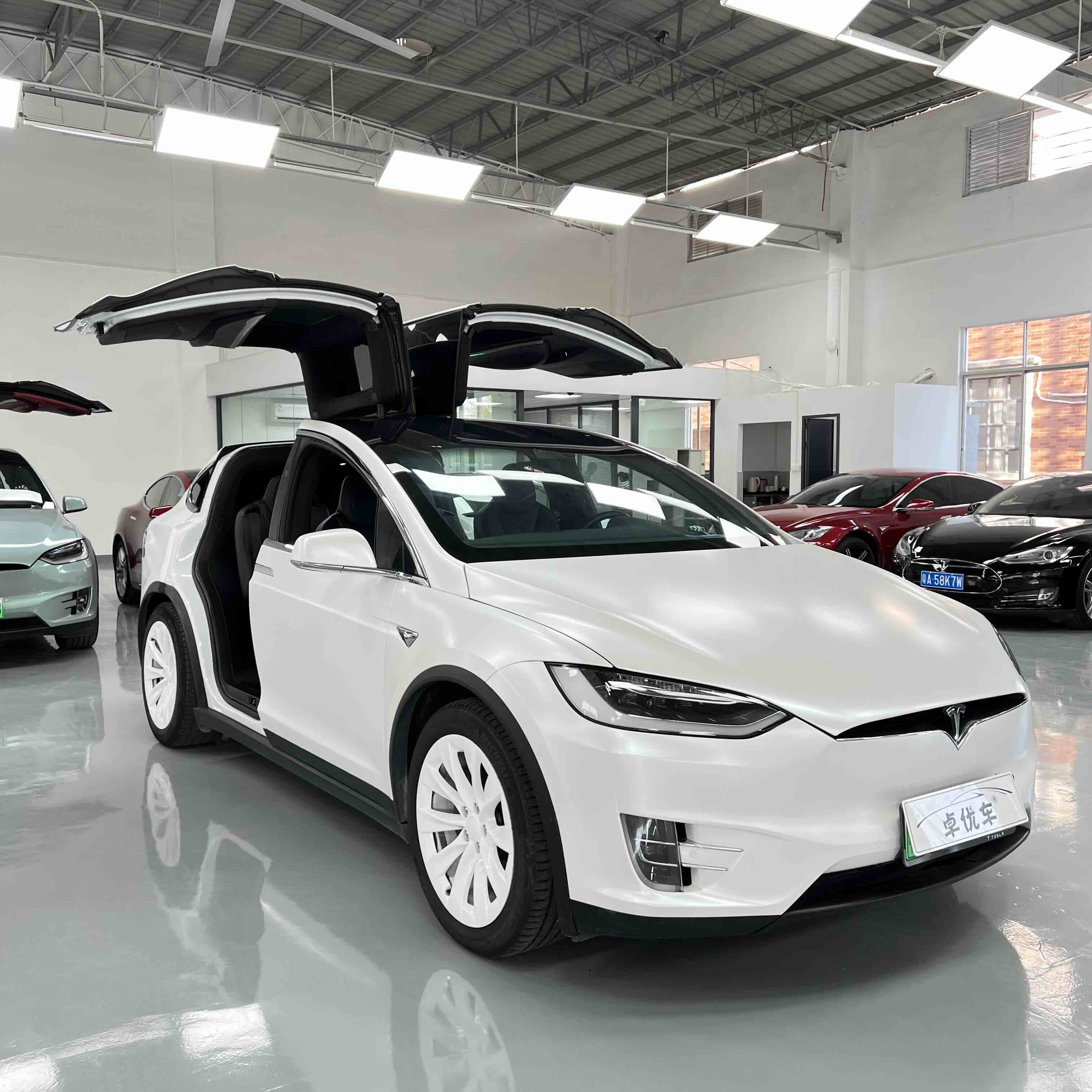 特斯拉 Model X 2019 汽车图片 #3