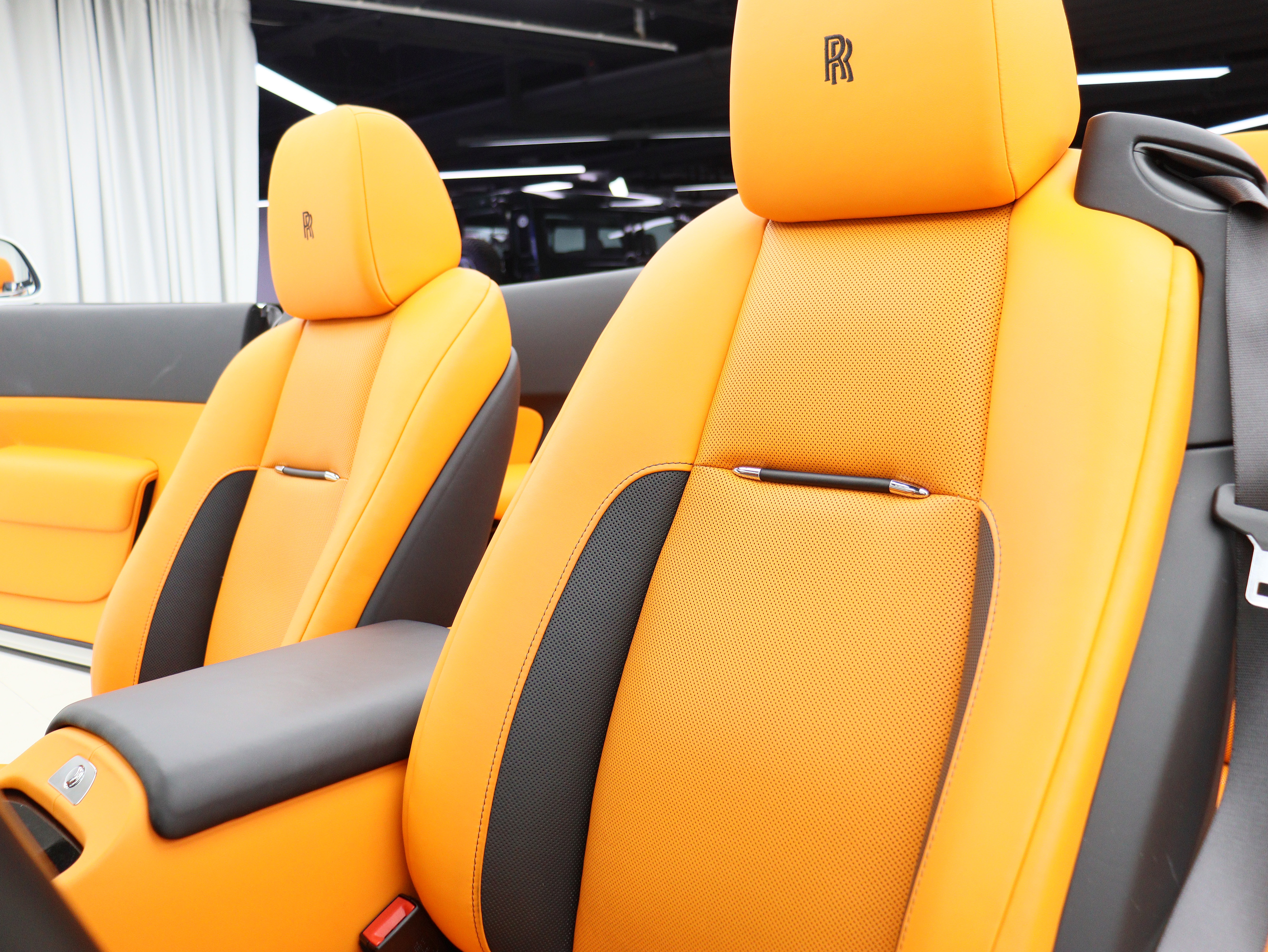 Rolls-Royce Dawn 2019 car image #3