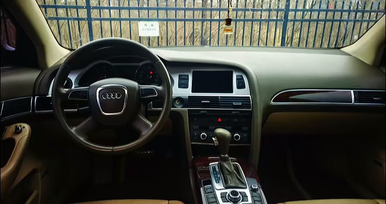 Audi A6L 2010 #3 Audi A6L 2010 car image #3