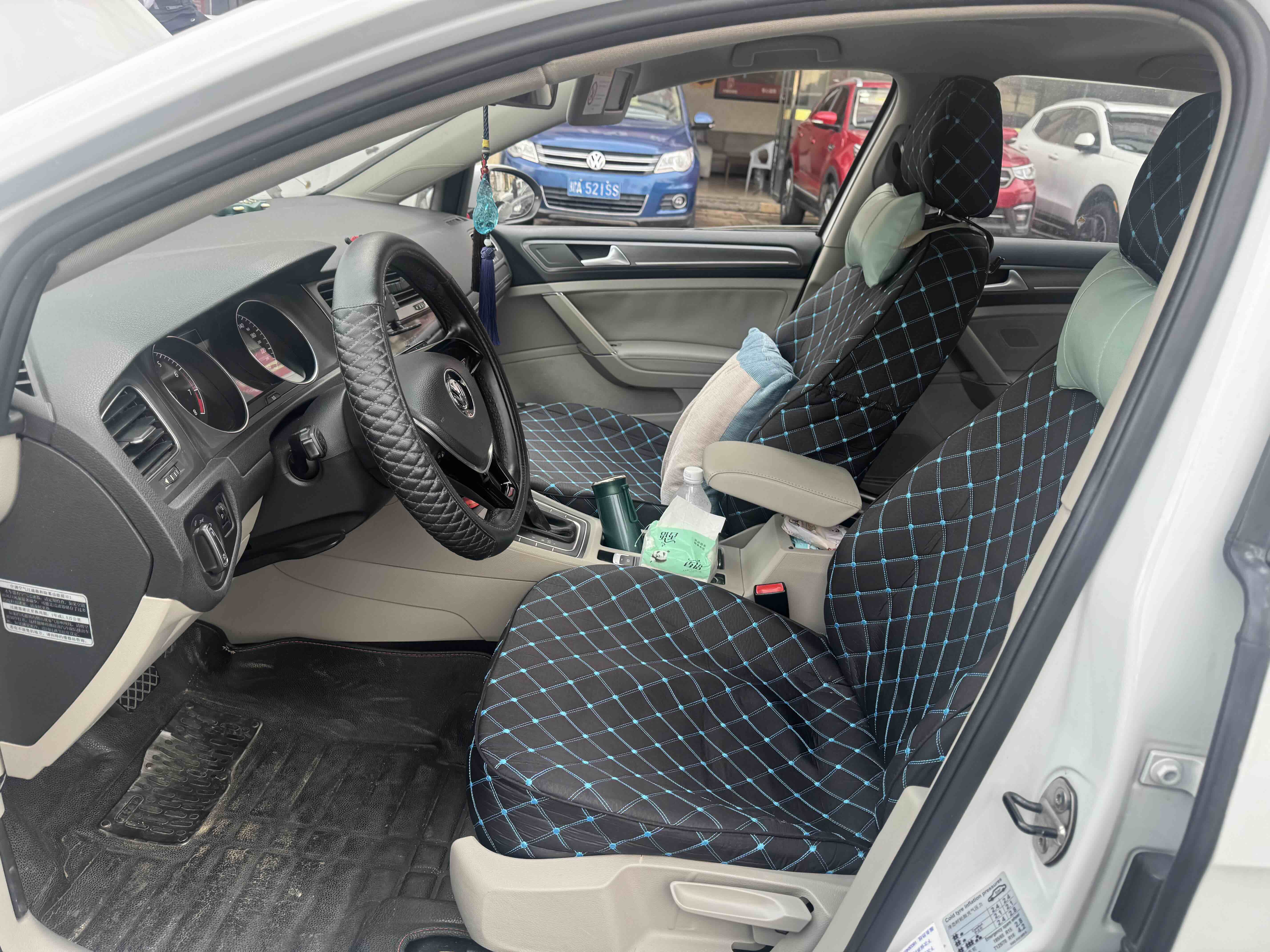 Volkswagen Golf 2015 car image #3