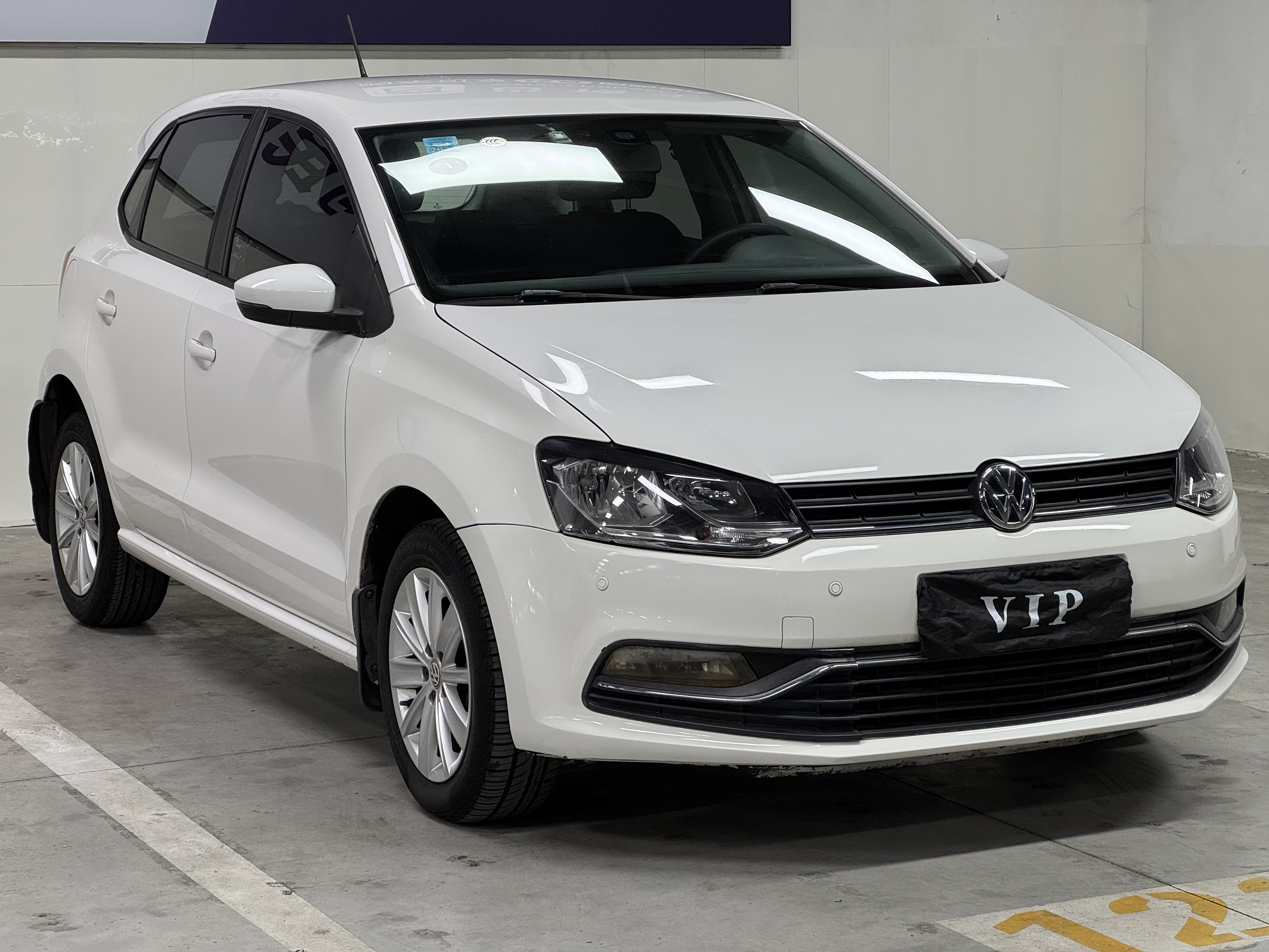 Volkswagen Polo 2016 car image #3