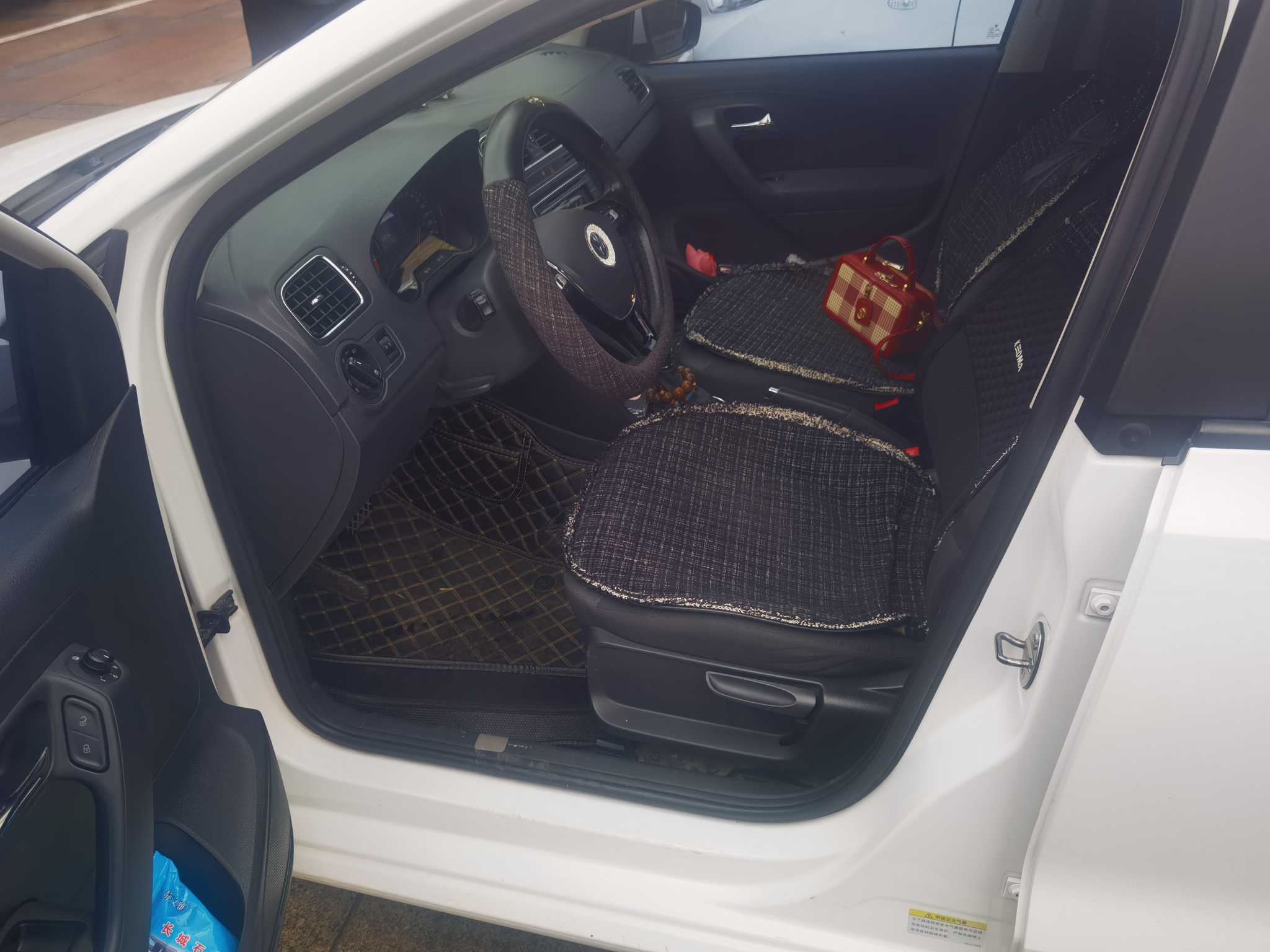 Polo 2017 #3 Polo 2017 car image #3
