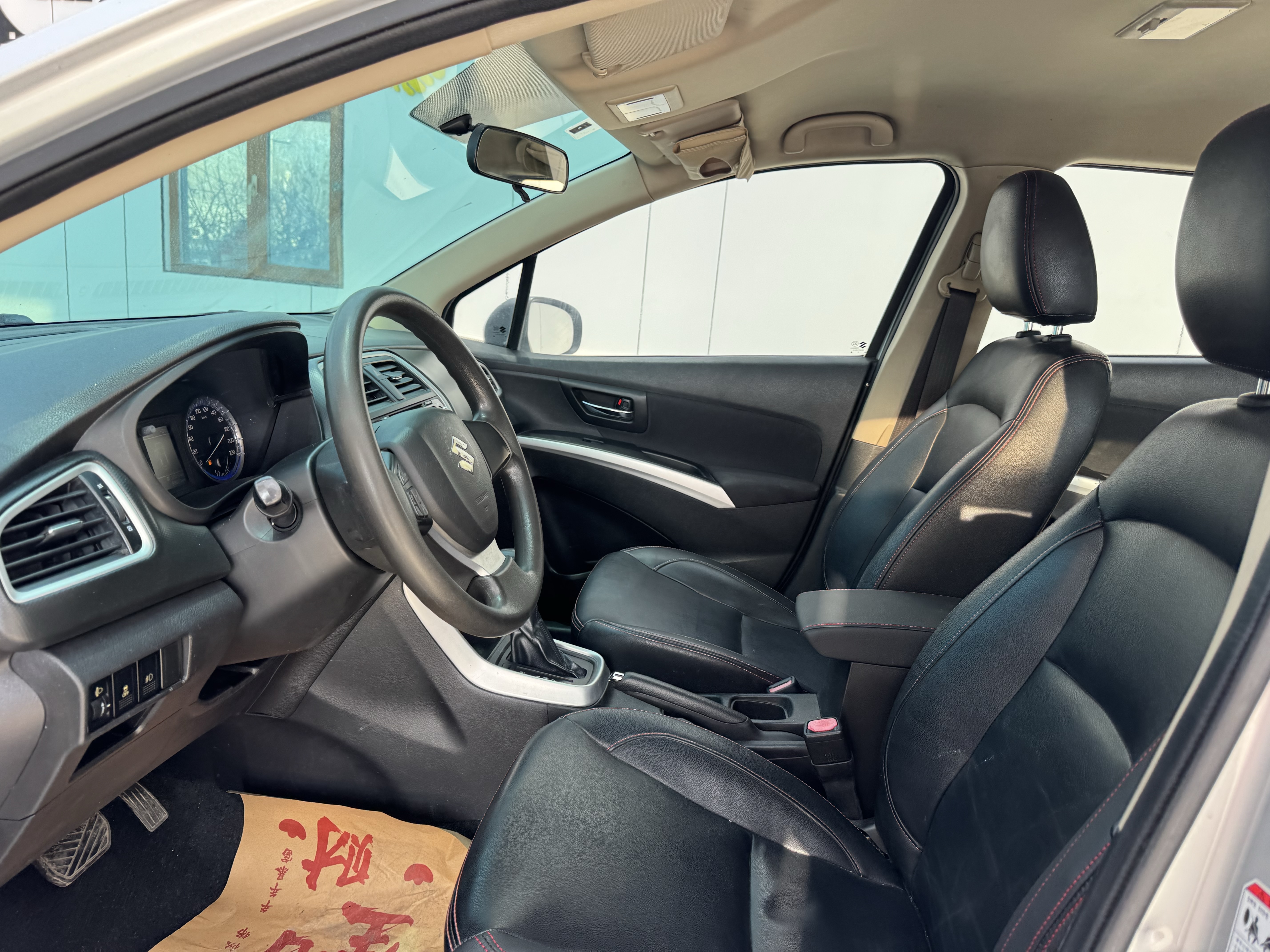 Suzuki S-Cross 2014 صورة سيارة #3