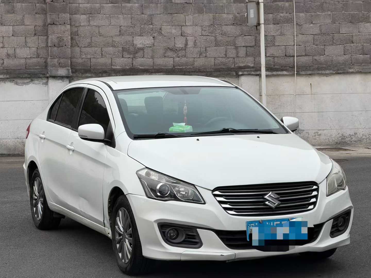 Suzuki Ciaz 2016 изображение автомобиля #3