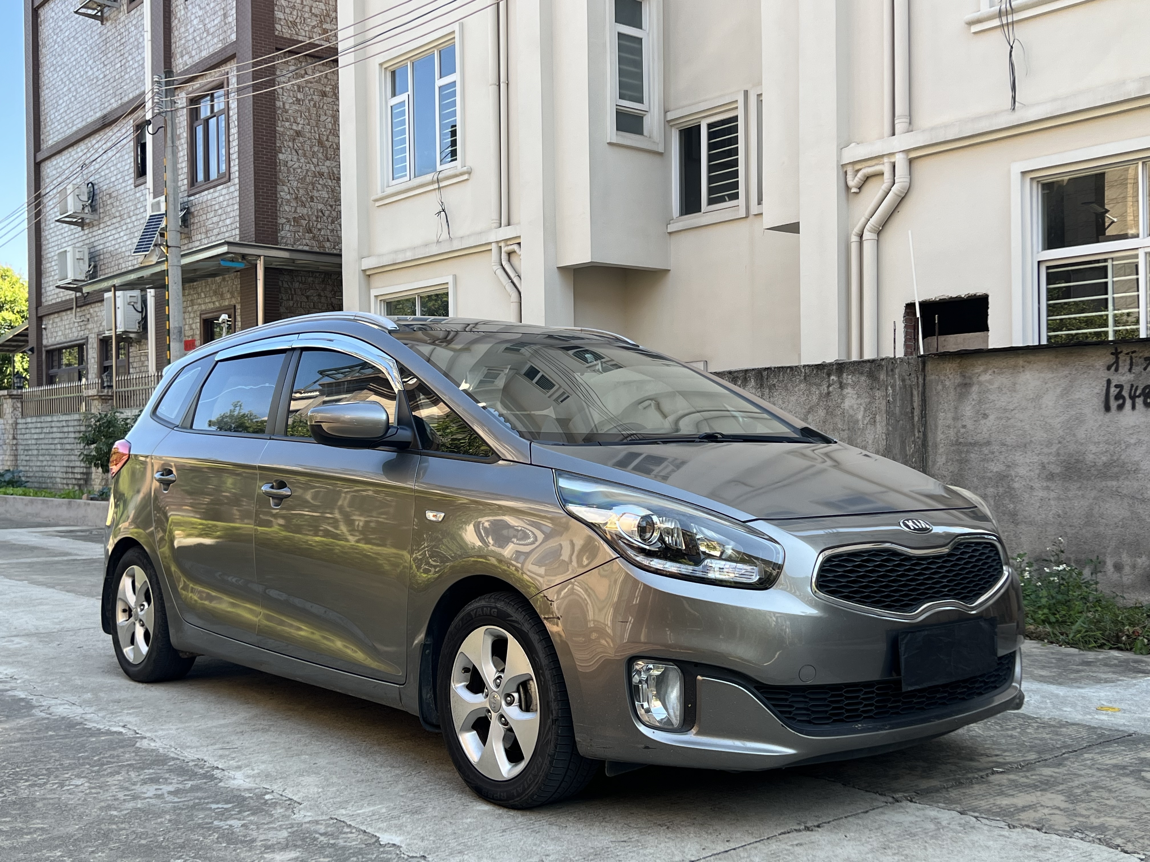 起亚 佳乐 2014 汽车图片 #3