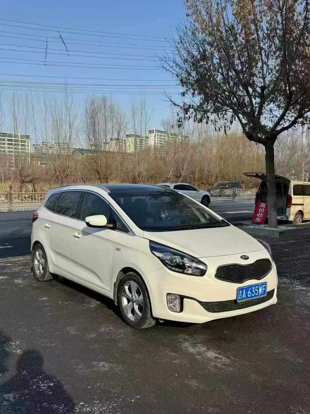 Kia Carens 2015 immagine di auto #3