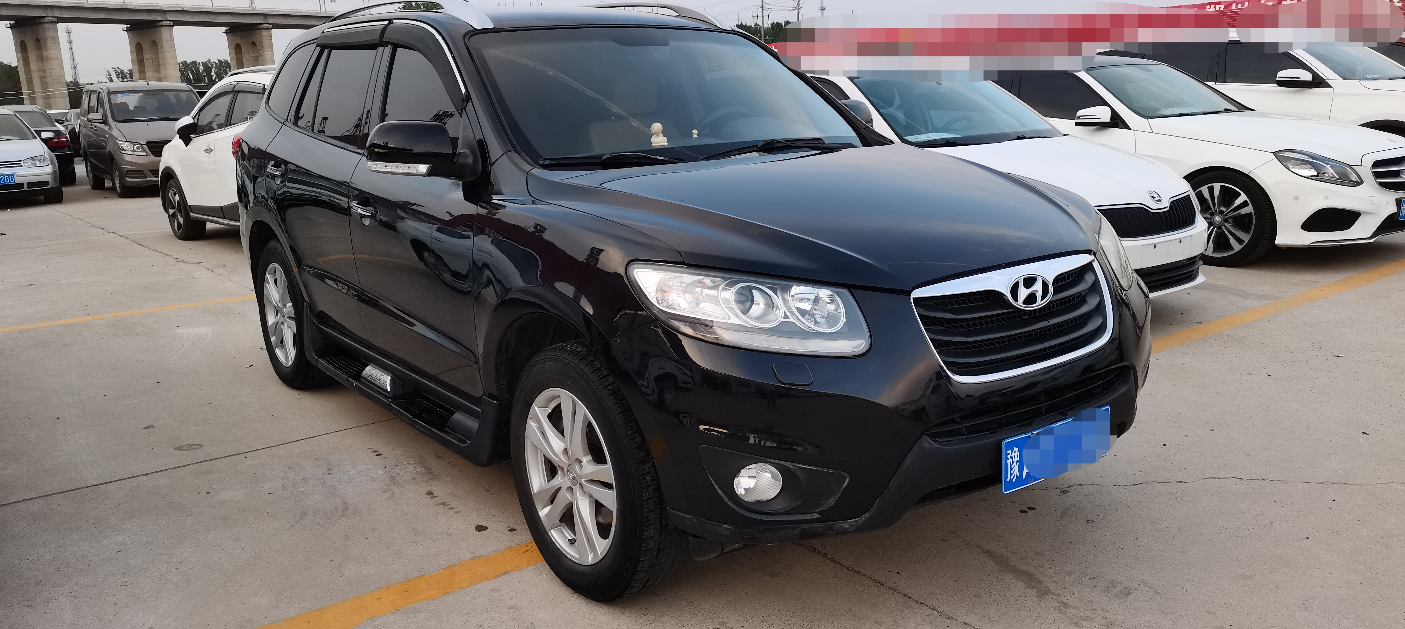 Hyundai Santa Fe Classic 2010 car image #3