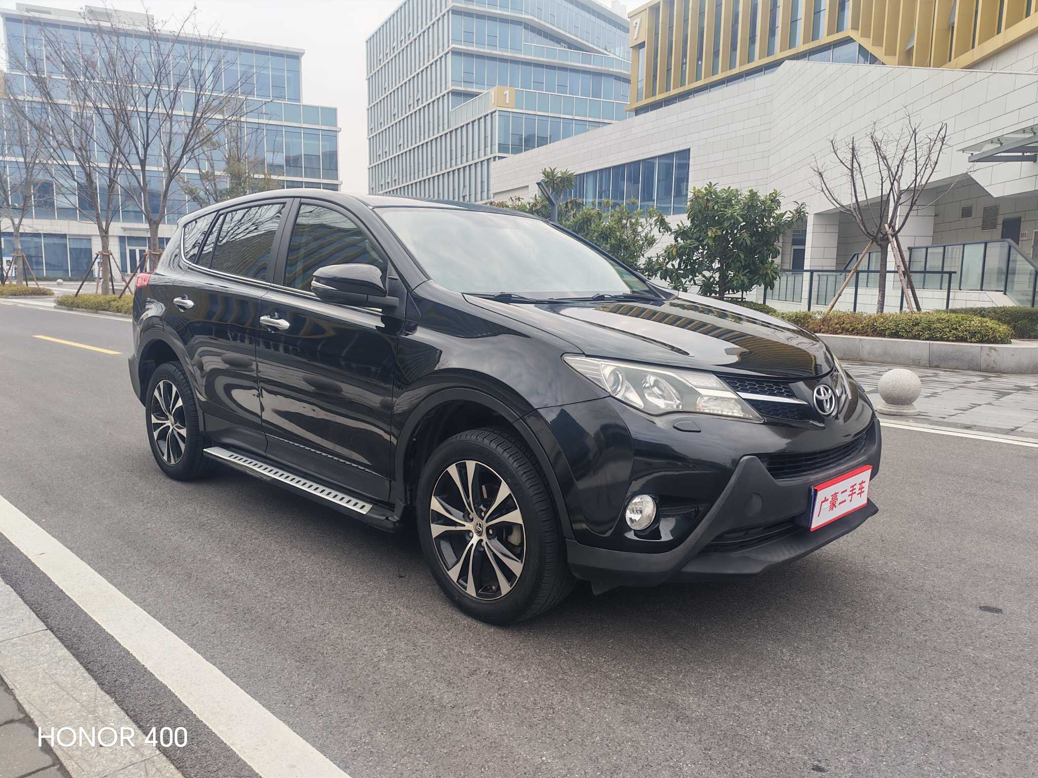 Toyota RAV4 2016 car image #3