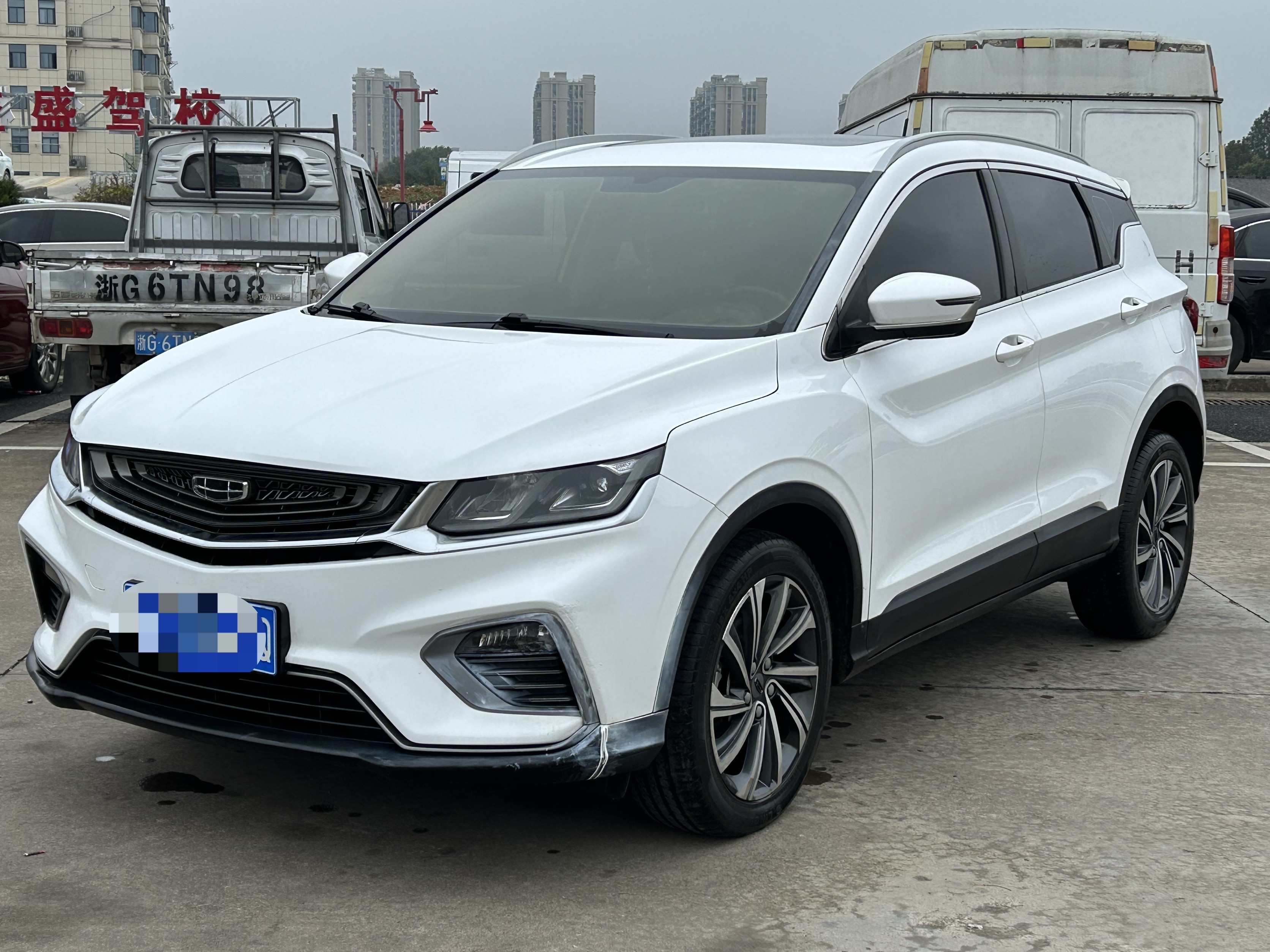 GEELY Coolray 2019 #3 GEELY Coolray 2019 car image #3