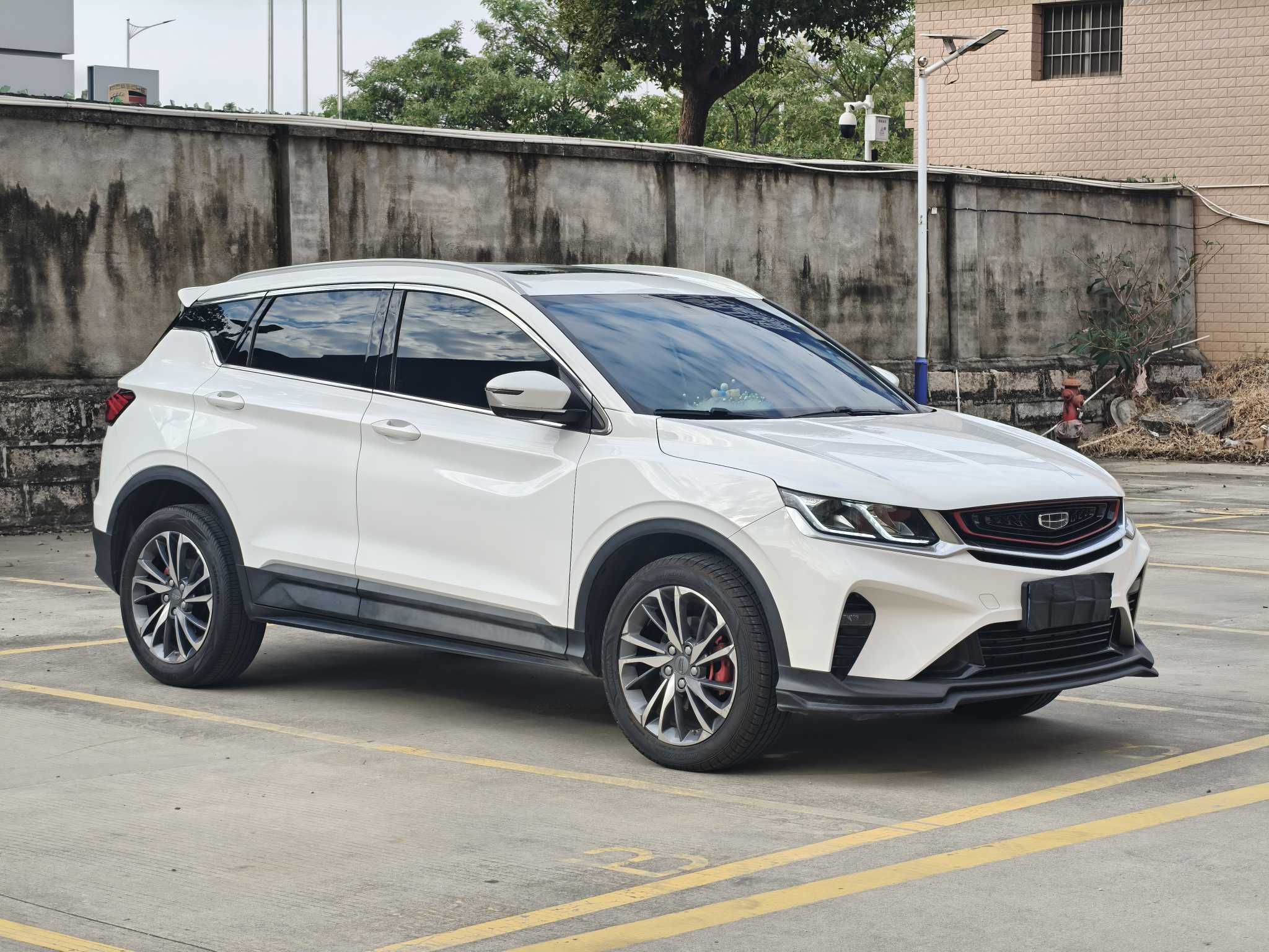 GEELY Coolray 2022 #3 GEELY Coolray 2022 car image #3
