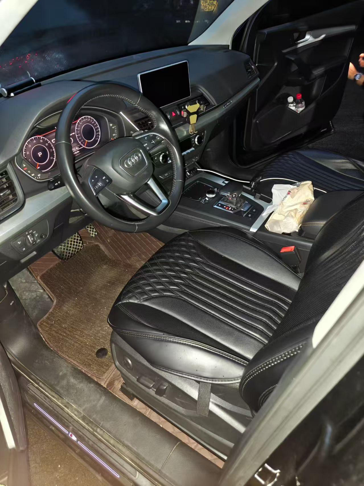 Audi Q5L 2019 car image #3