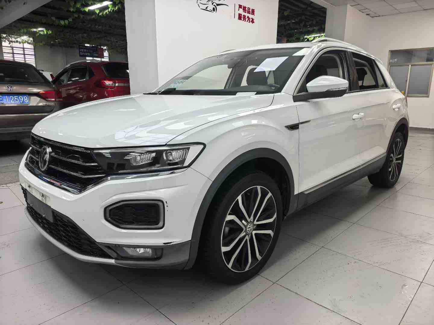 T-Roc 2020 #3 T-Roc 2020 car image #3