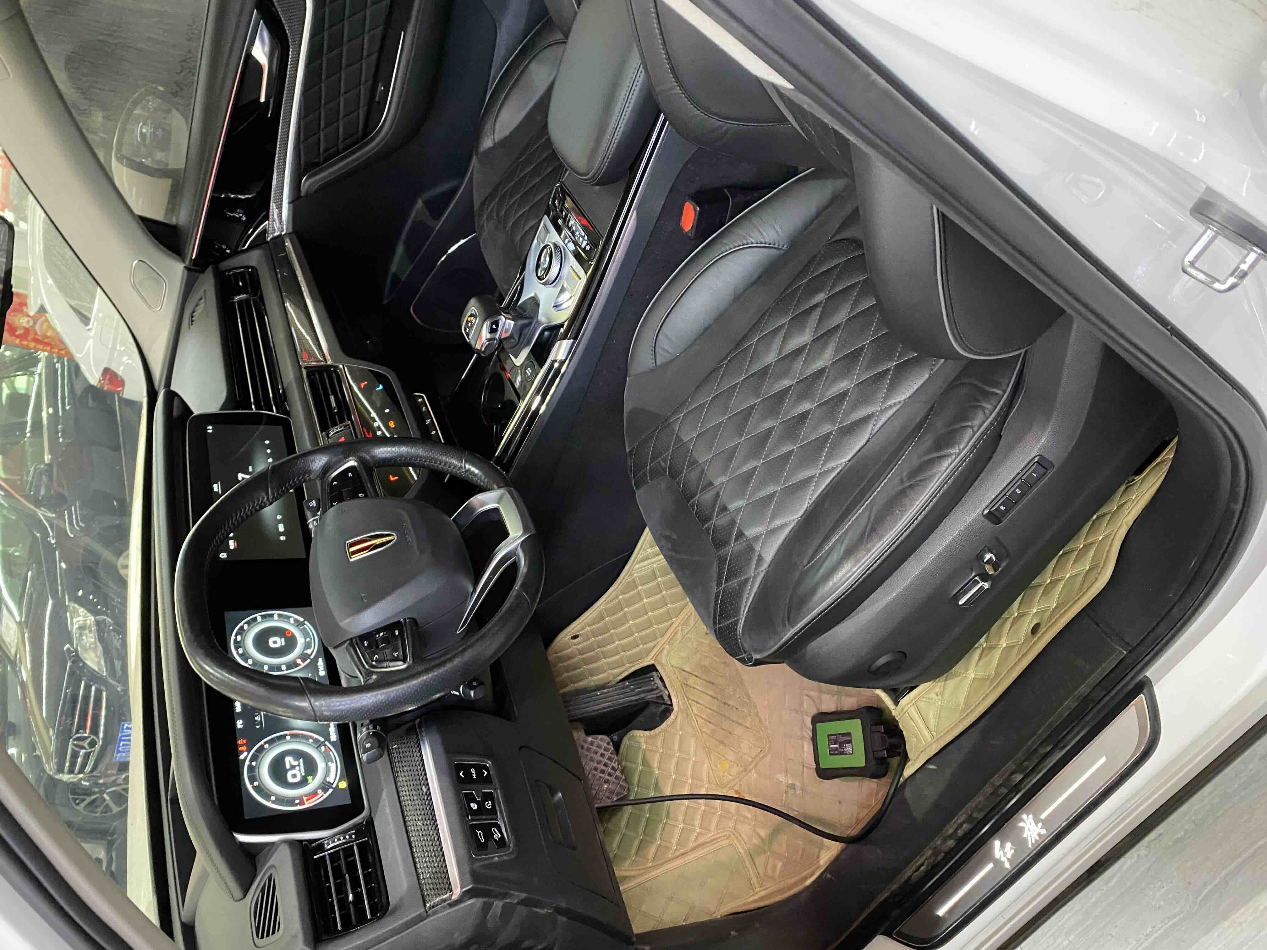 HongQi HS5 2020 #3 HongQi HS5 2020 car image #3