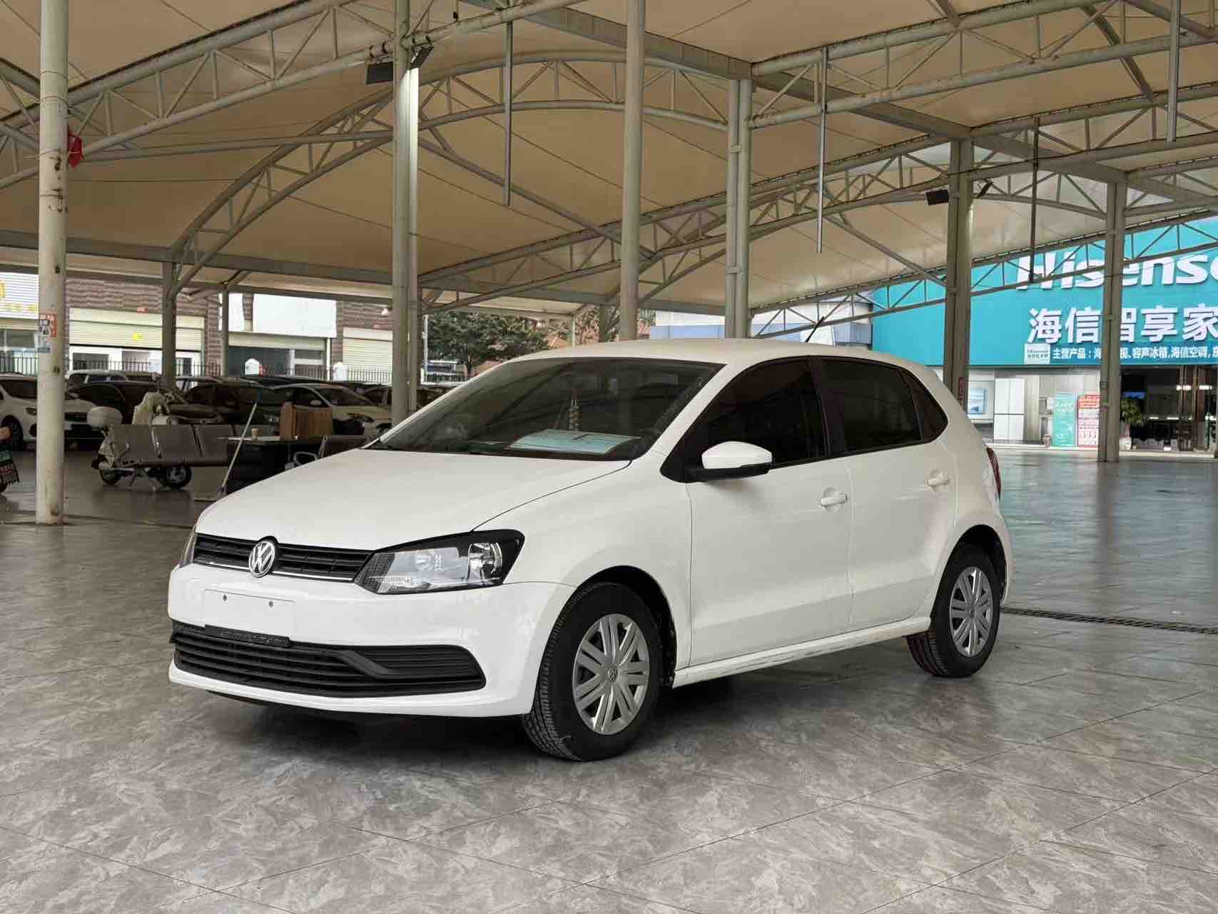 Volkswagen 2018 car image #3