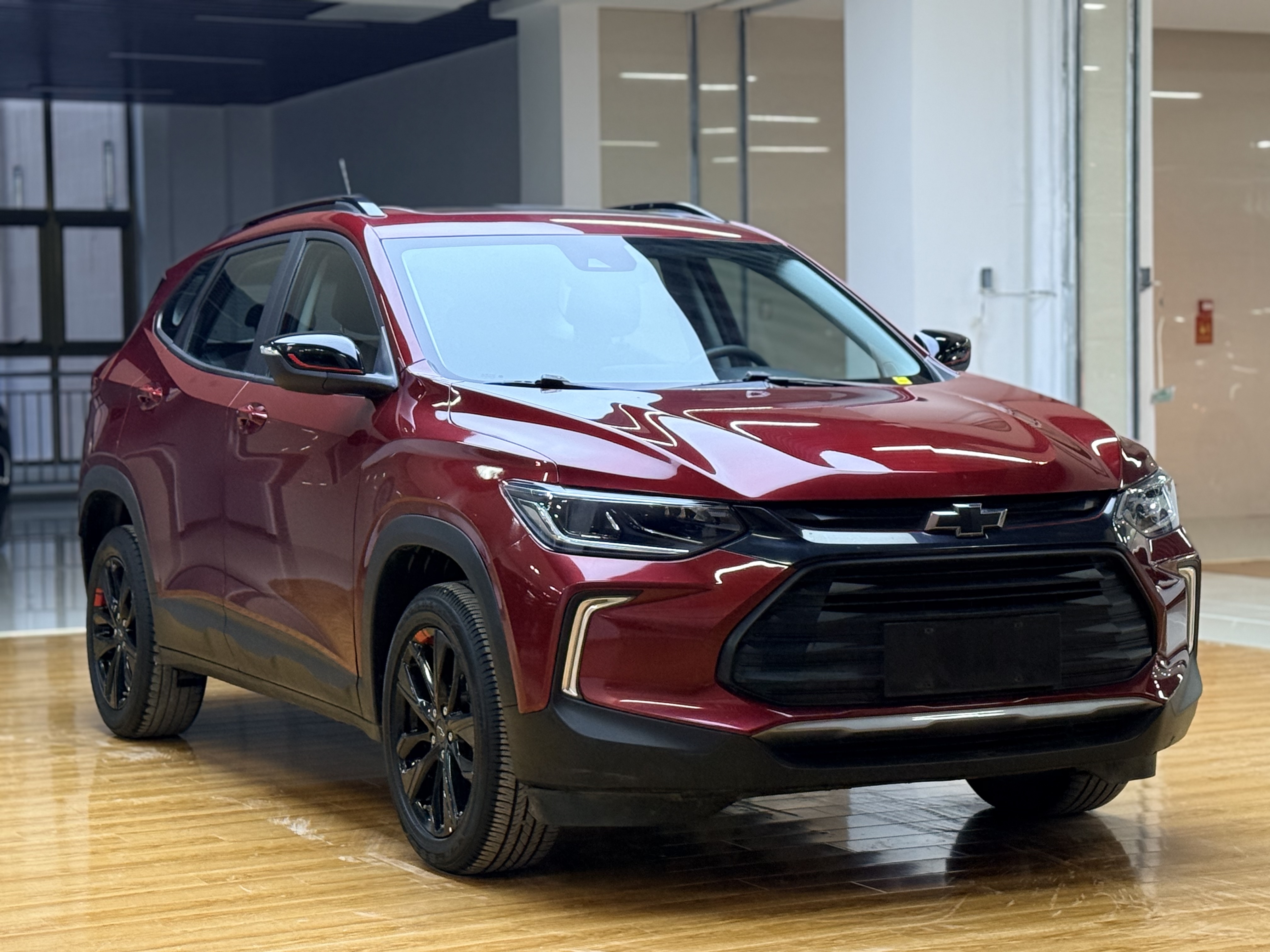 Chevrolet Tracker 2019 car image #3