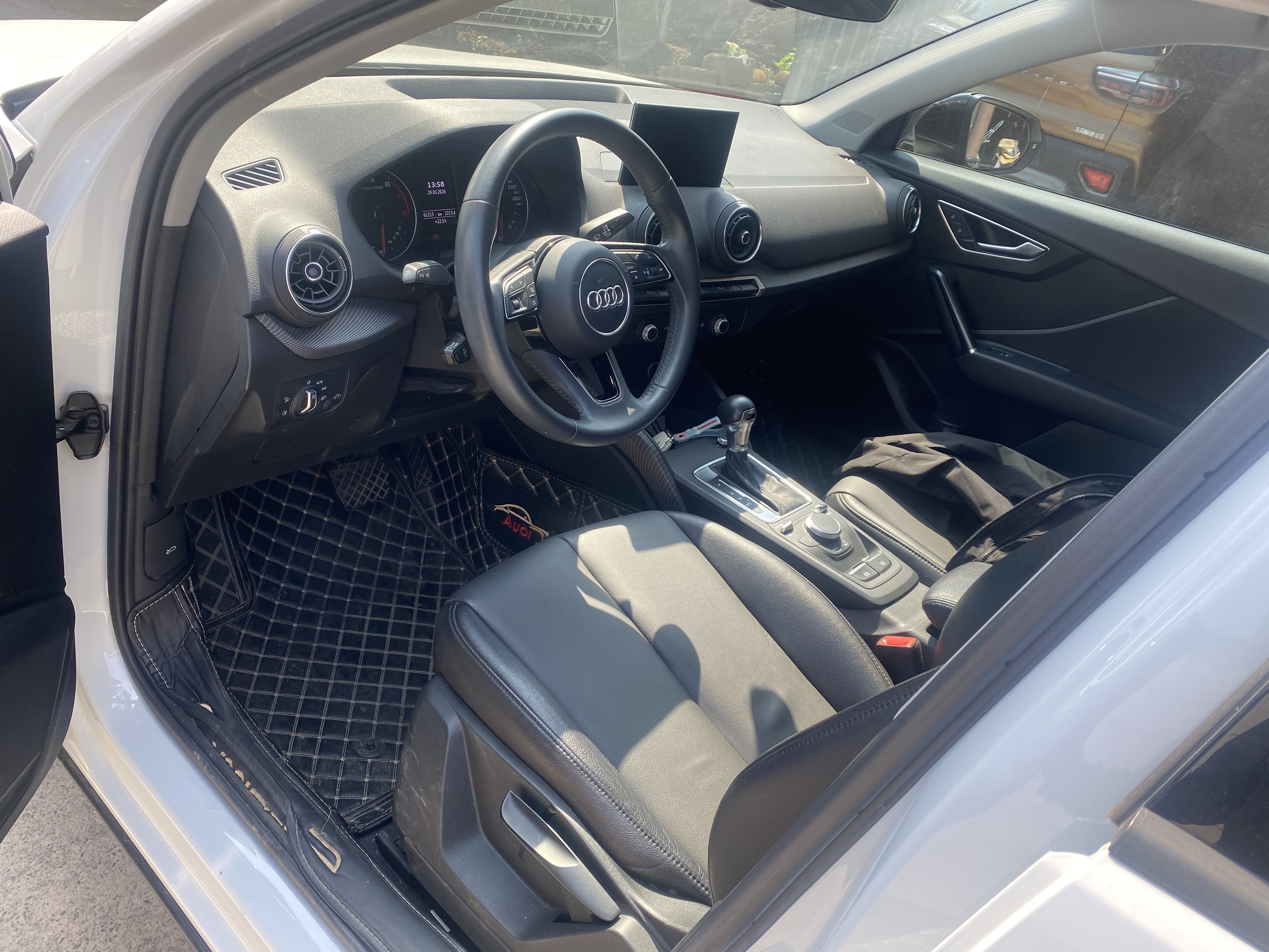 Audi Q2L 2019 imagem de carro #3