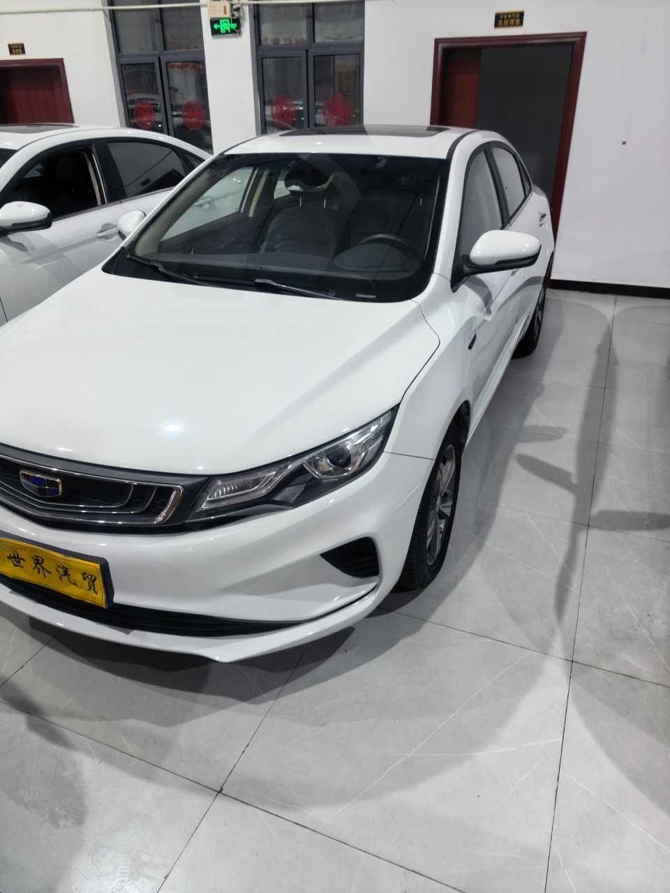 GEELY Emgrand 2019 car image #3