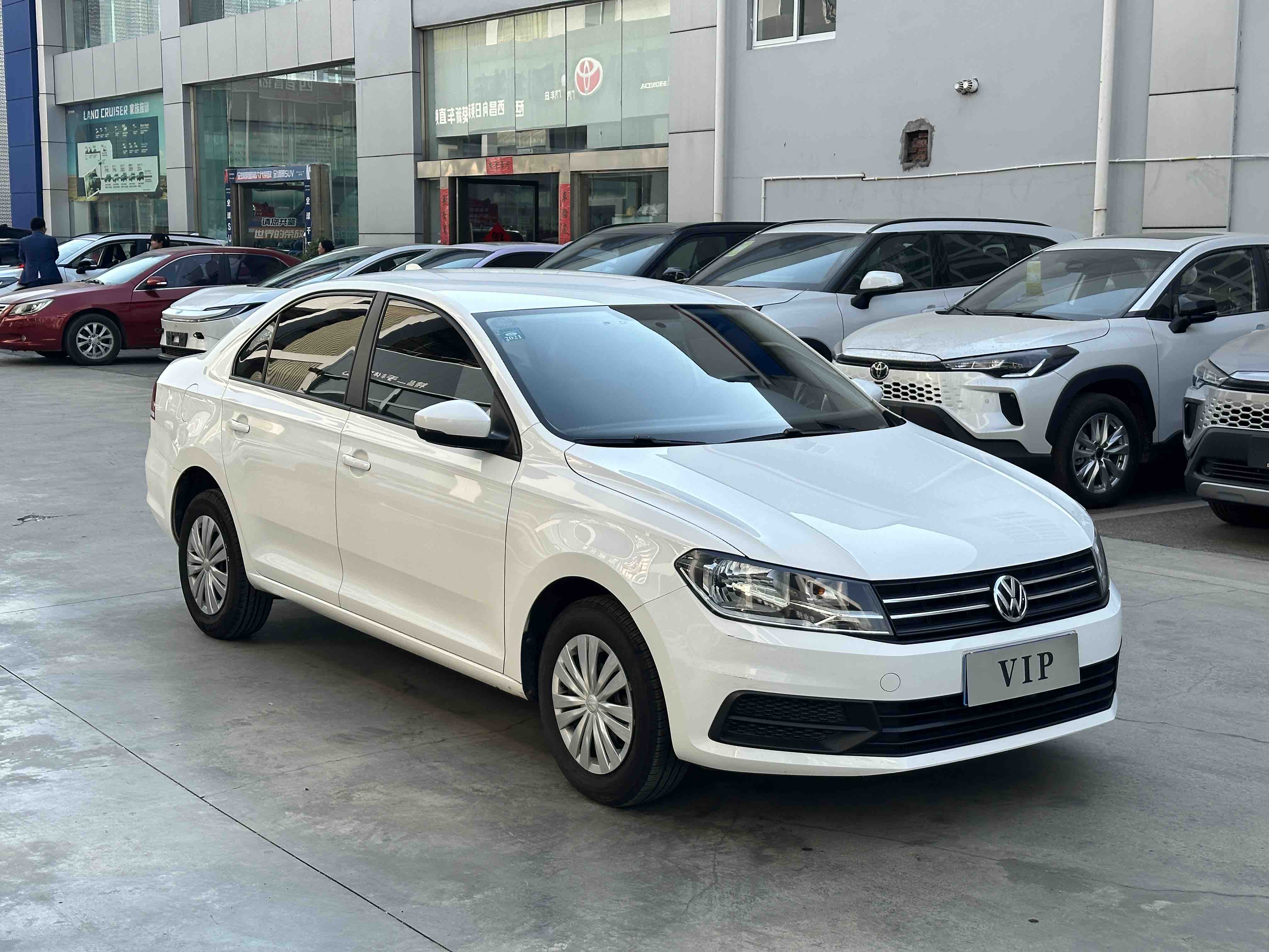 Santana 2020 car image #3