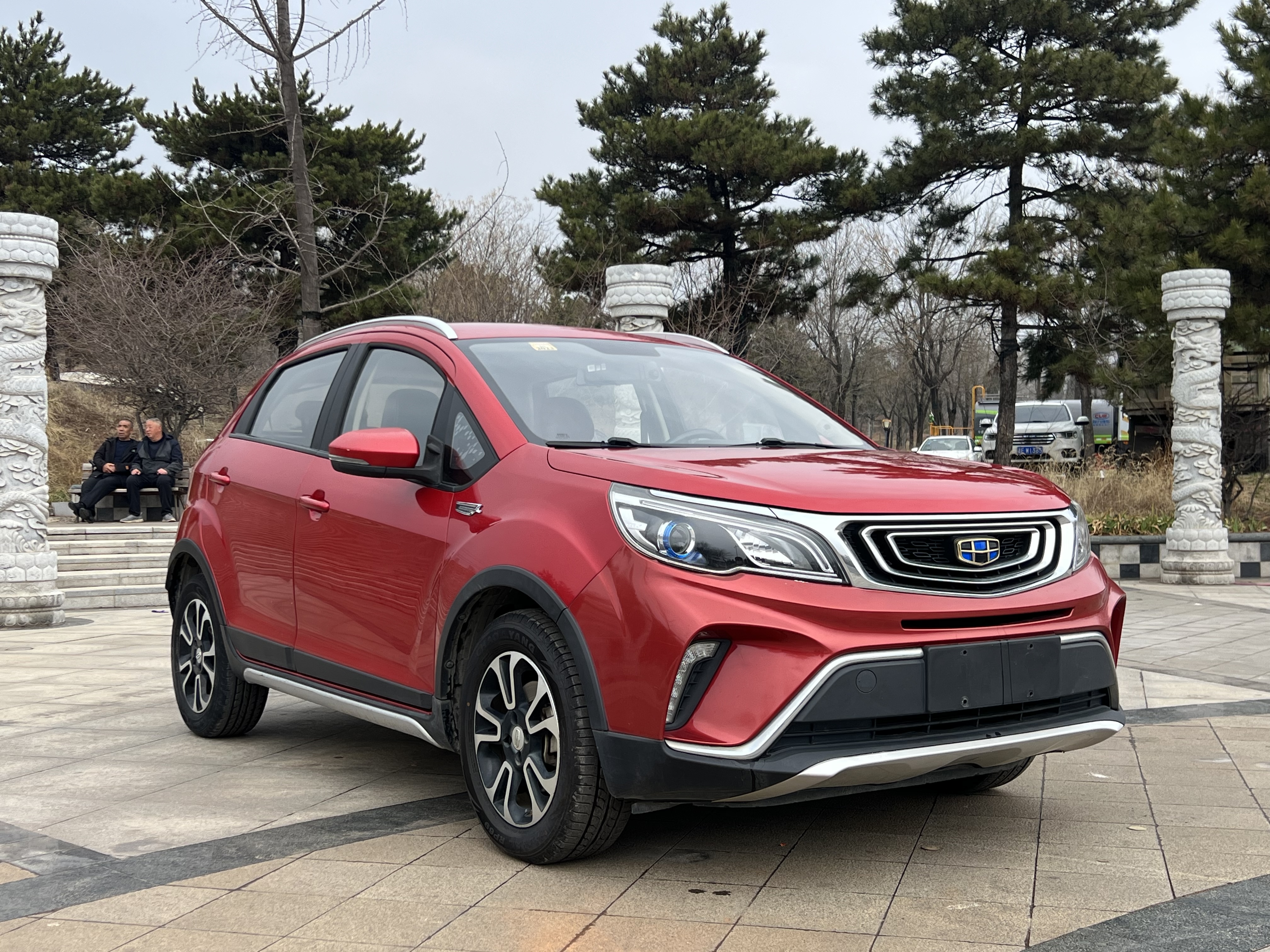 GEELY 2019 #3 GEELY 2019 car image #3
