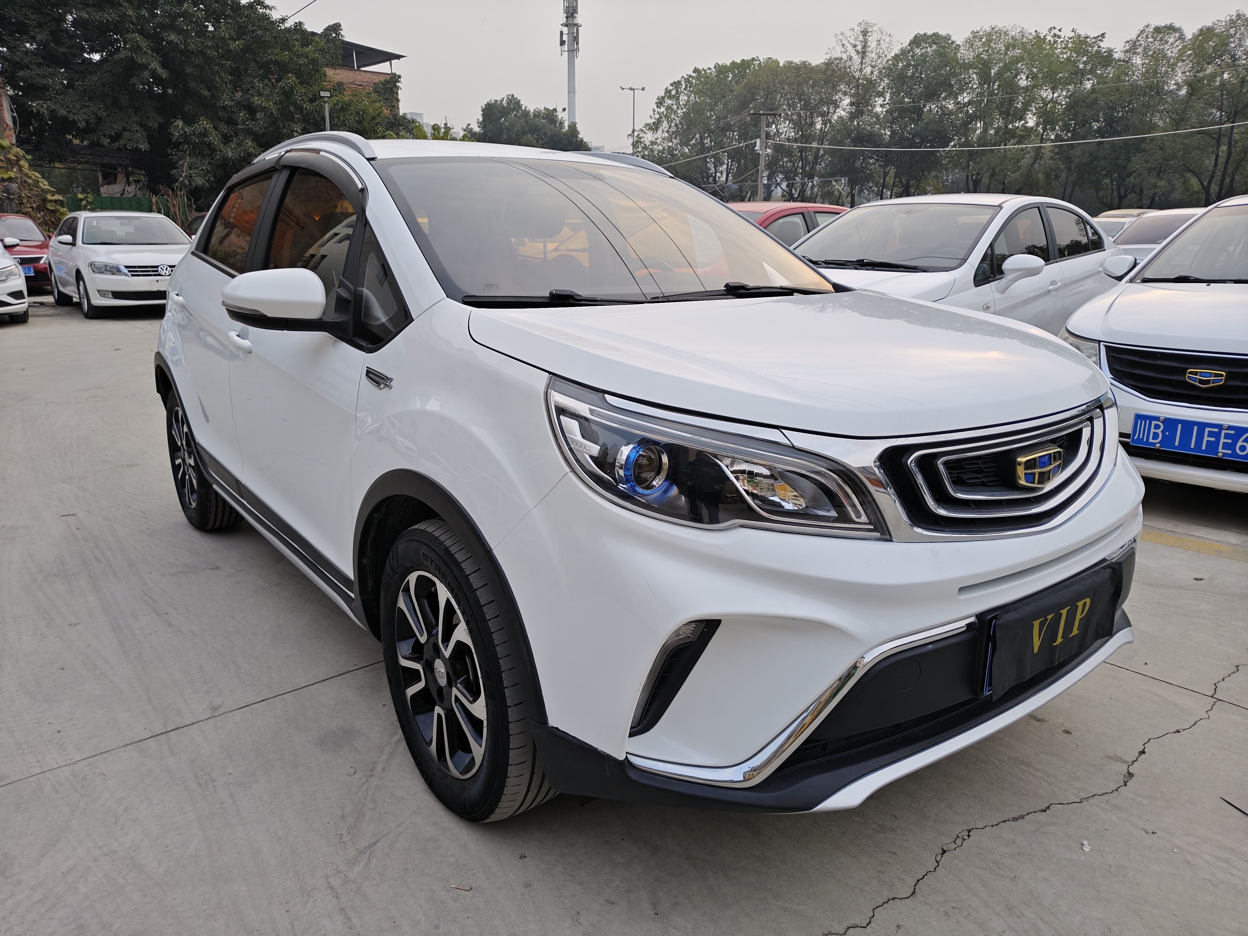 GEELY Vision X3 2019 car image #3