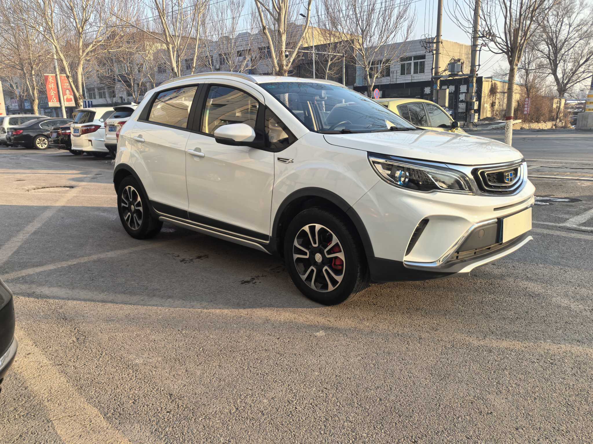 2019 immagine di auto #3