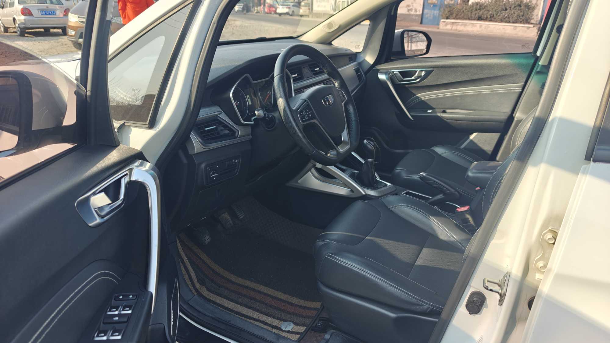 2018 #3 2018 car image #3