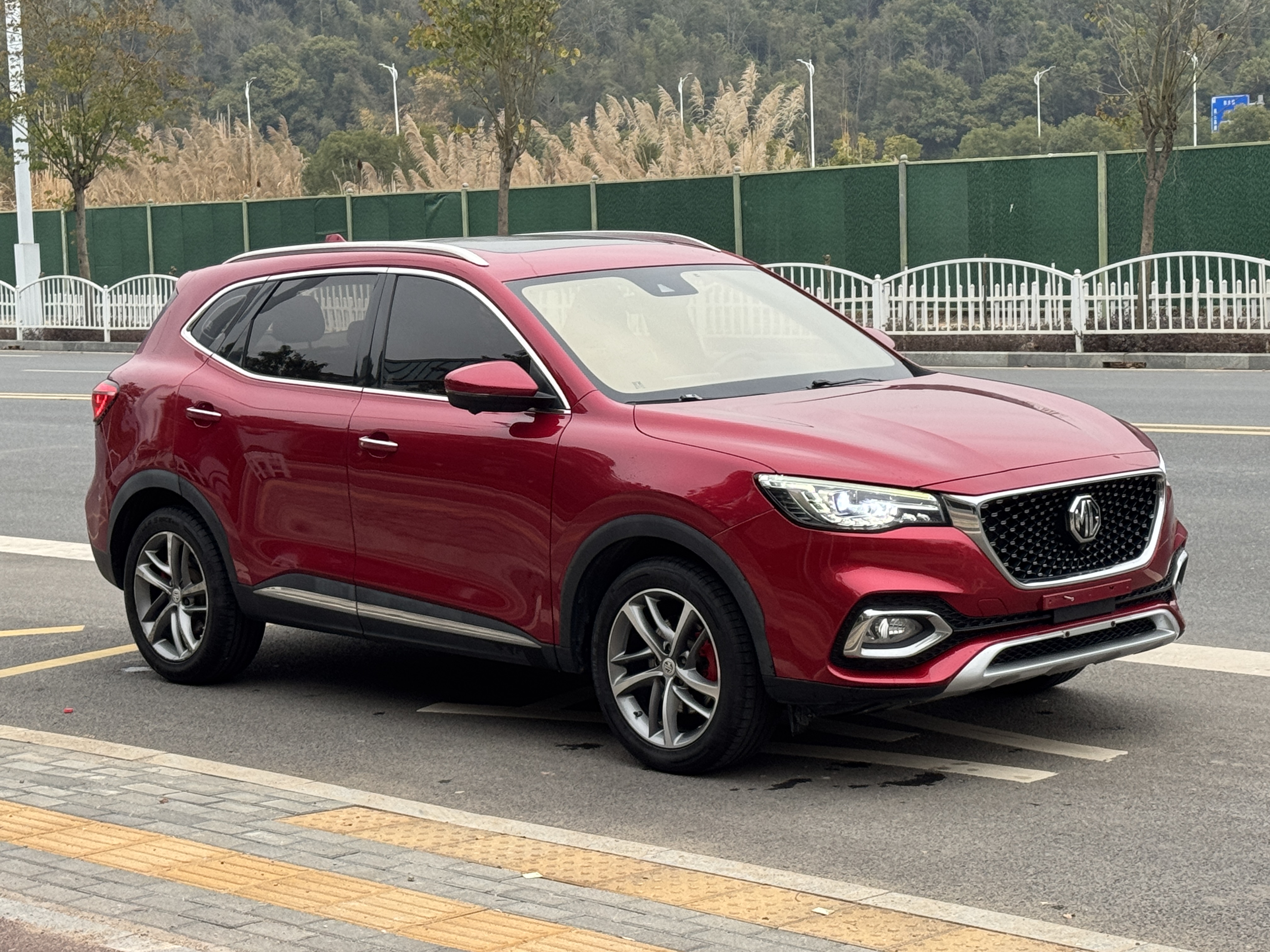 MG HS 2020 car image #3