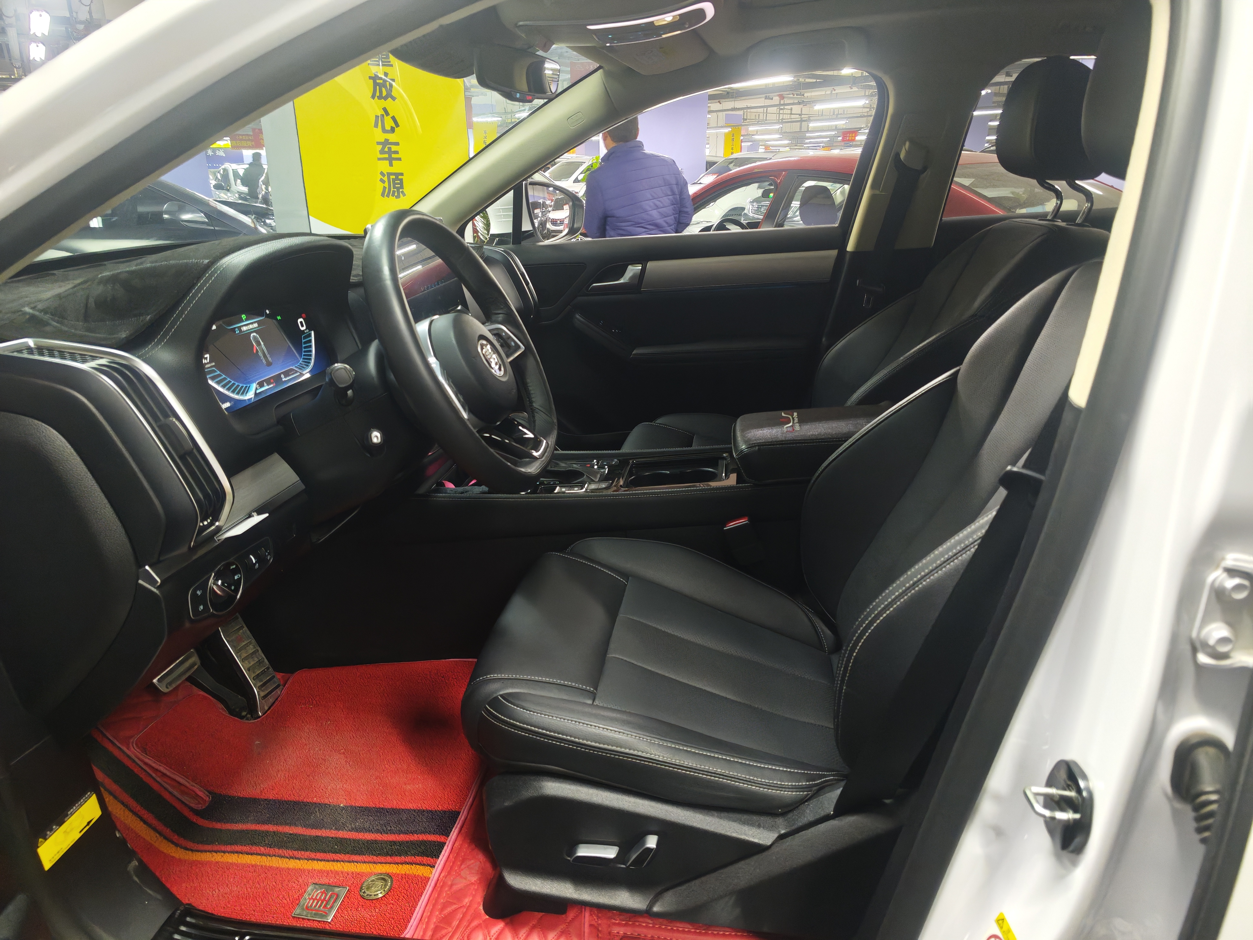BYD Tang 2020 car image #3
