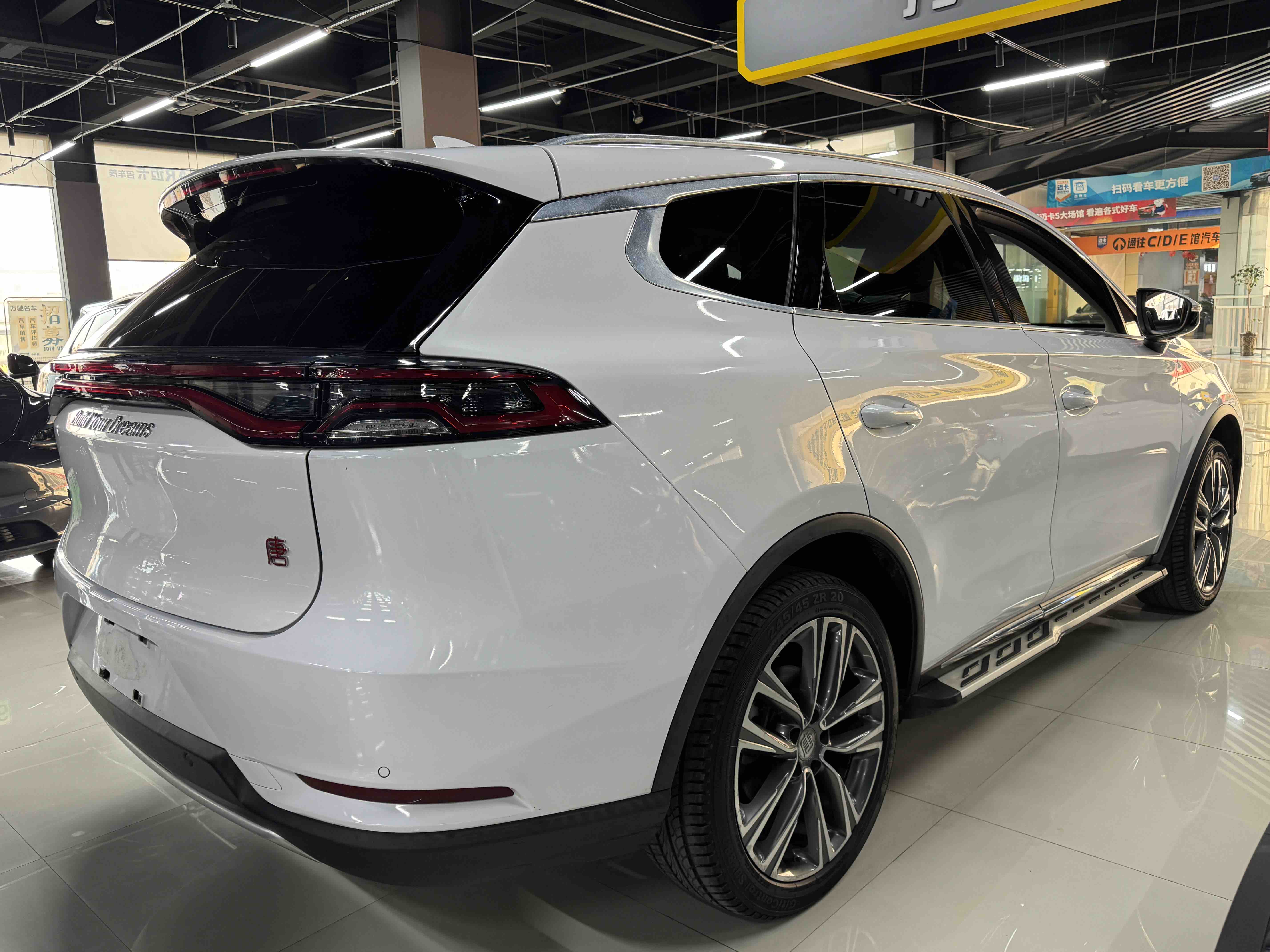 BYD Tang 2020 car image #3