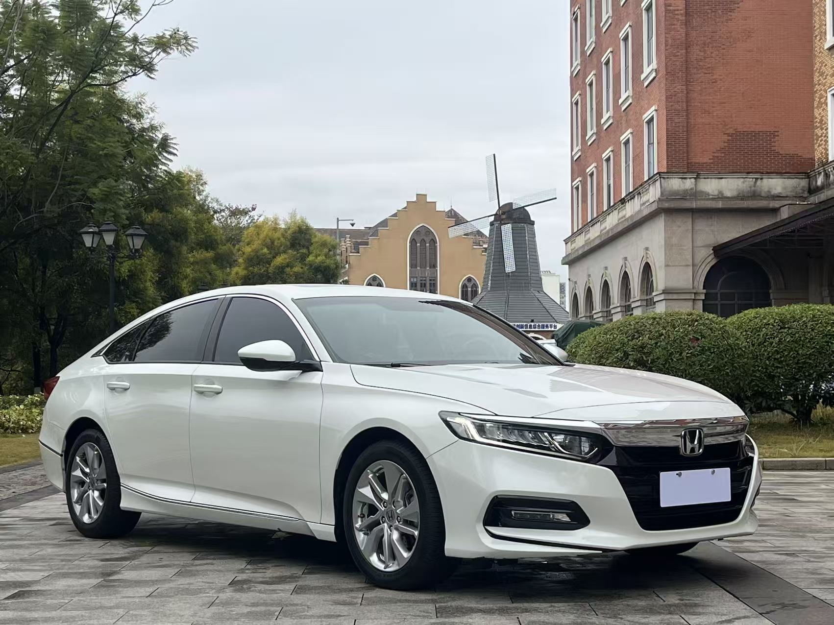 Honda Accord 2019 immagine di auto #3