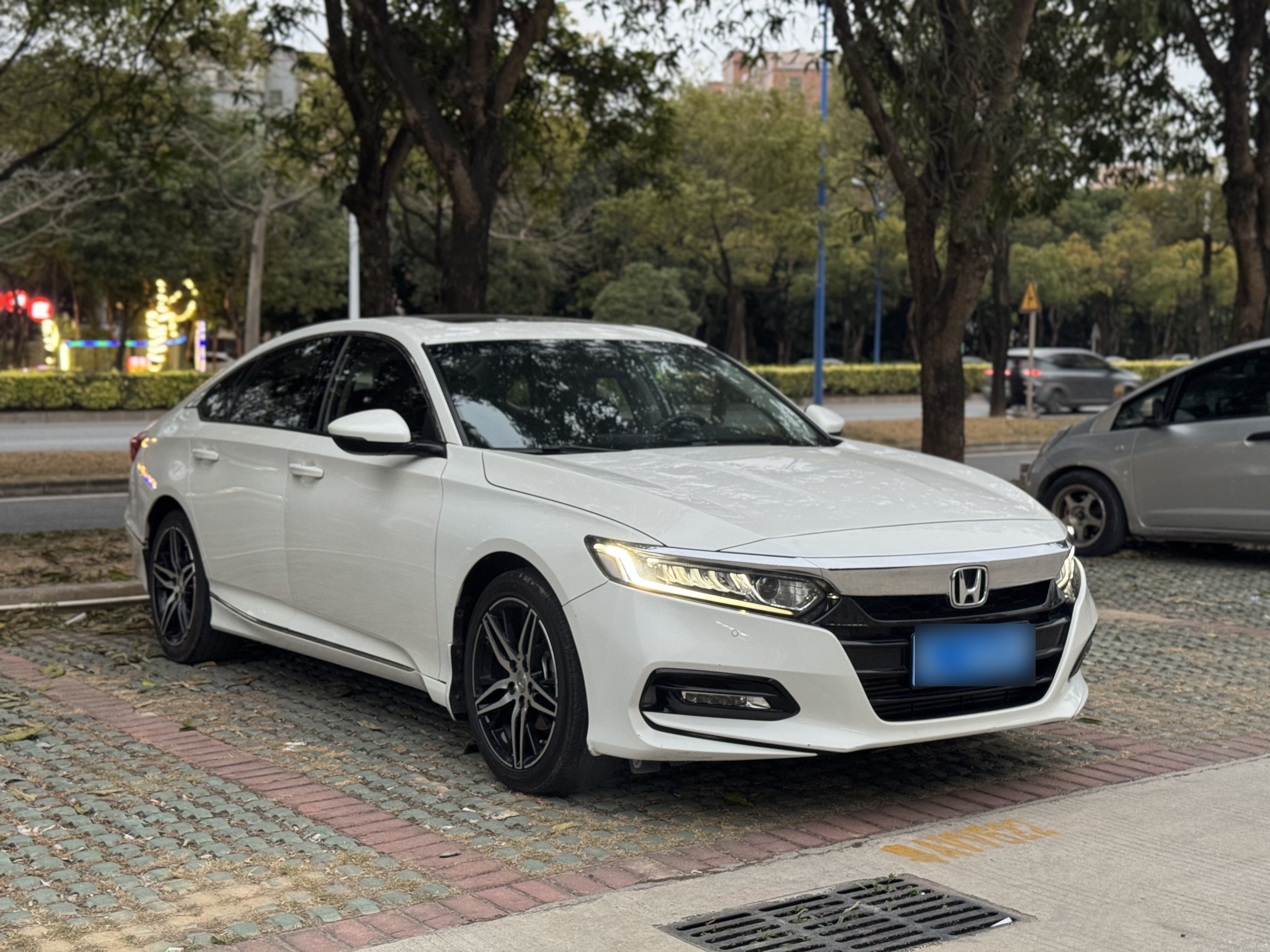 Honda Accord 2019 صورة سيارة #3