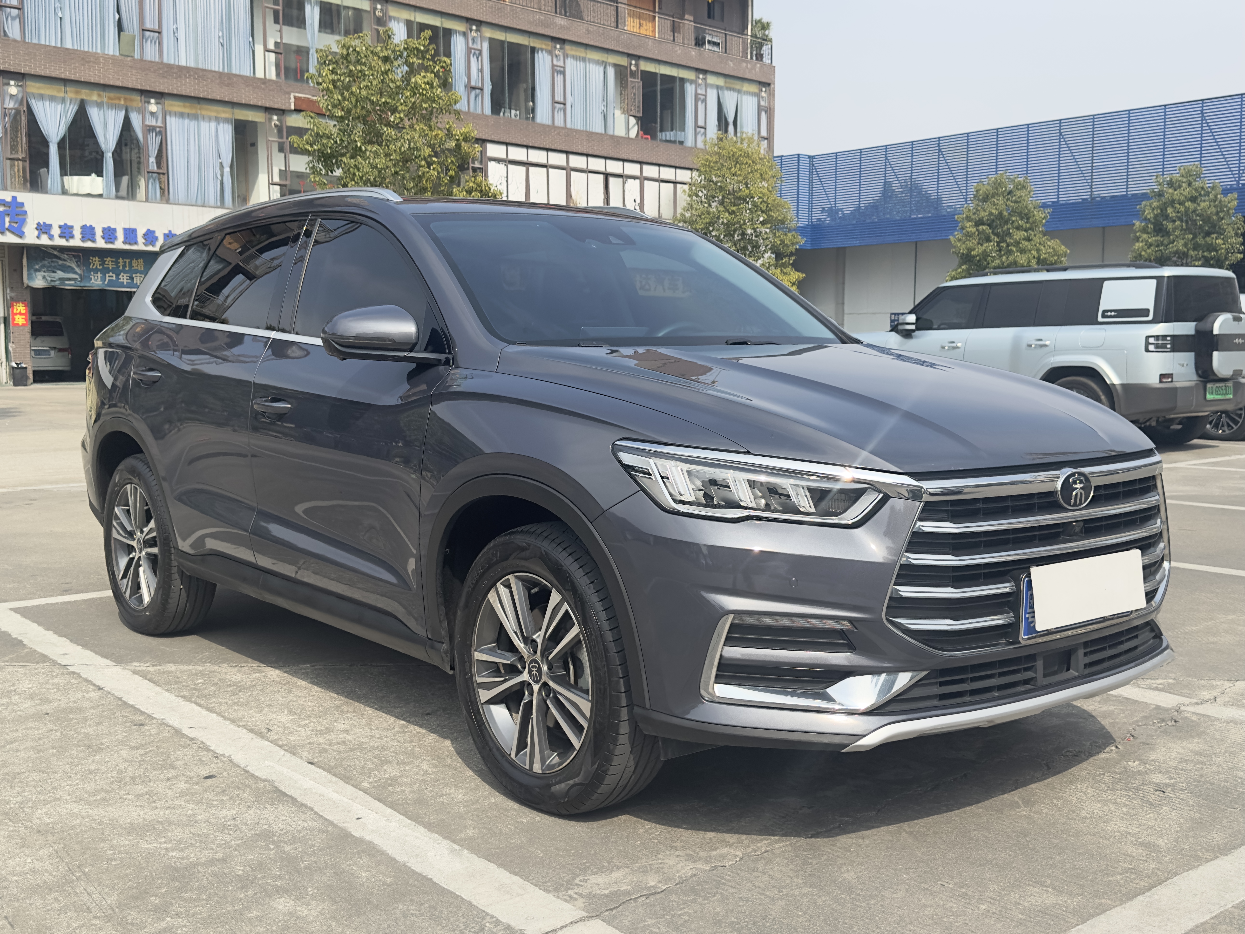 BYD 2020 immagine di auto #3
