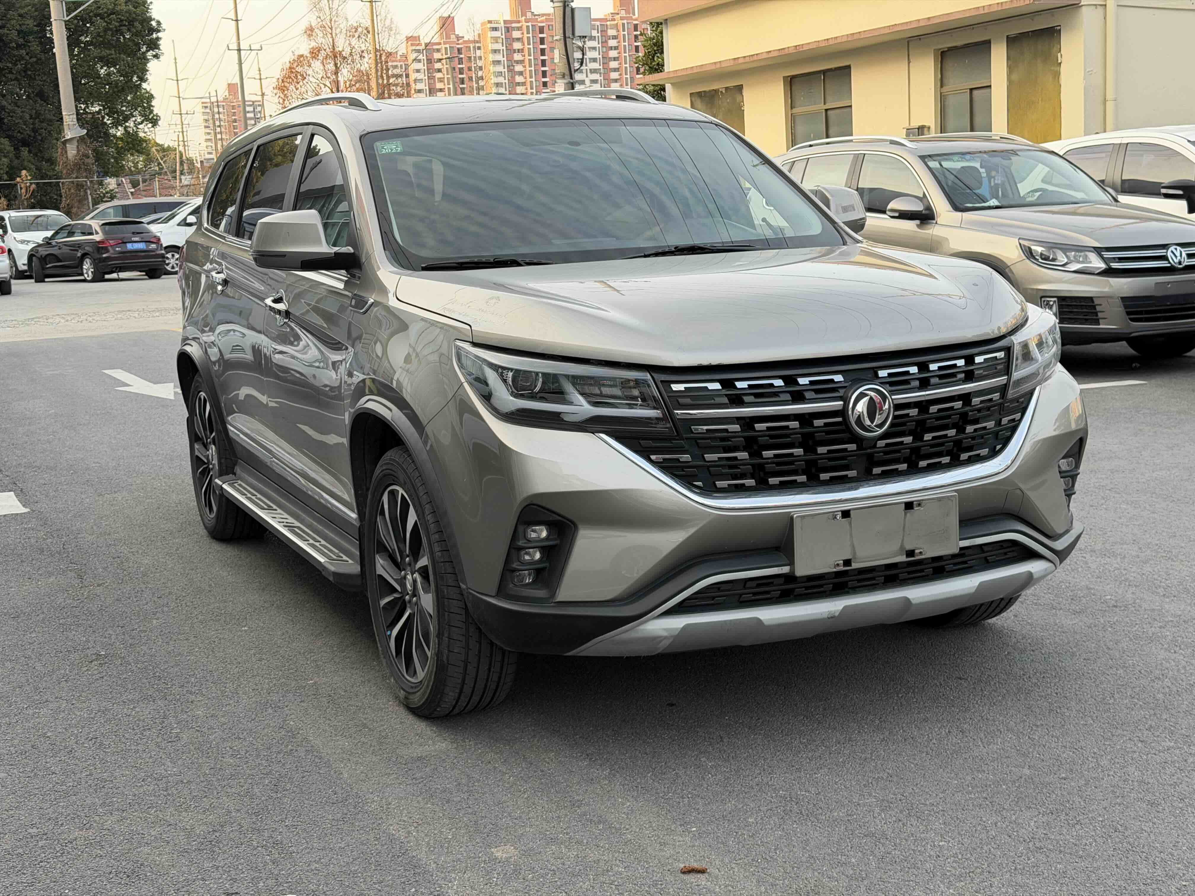 T5 L 2019 #3 T5 L 2019 car image #3