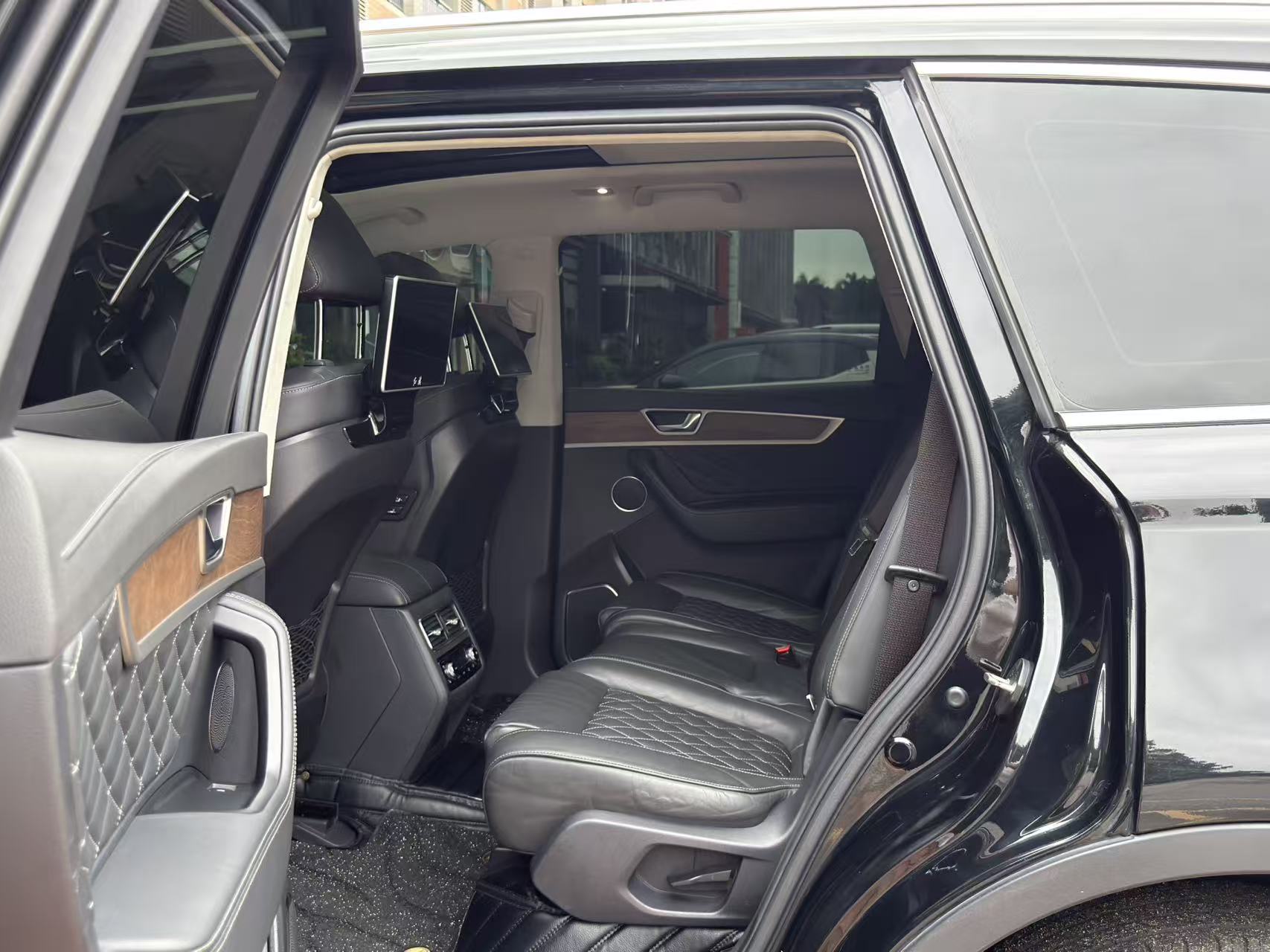 HongQi HS7 2021 imagem de carro #3