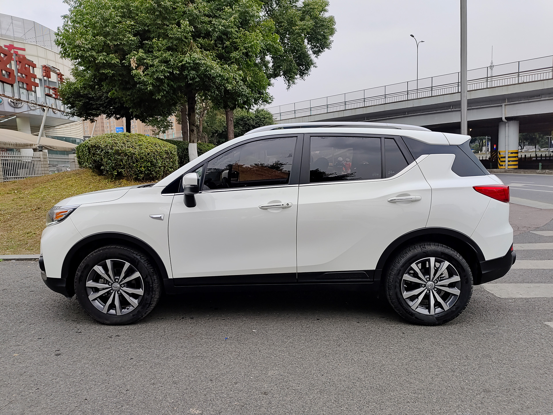 GAC Trumpchi GS3 2020 #3 GAC Trumpchi GS3 2020 car image #3
