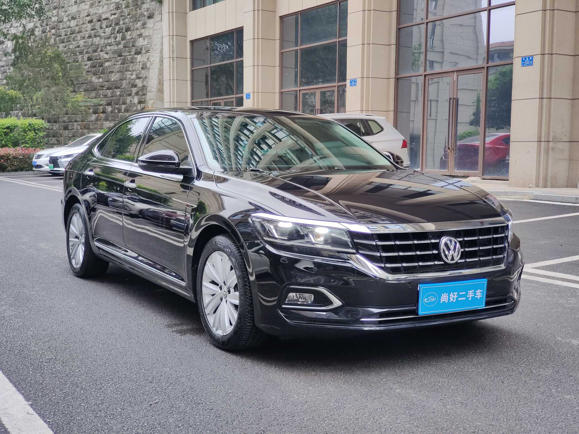 Volkswagen Passat 2019 car image #3