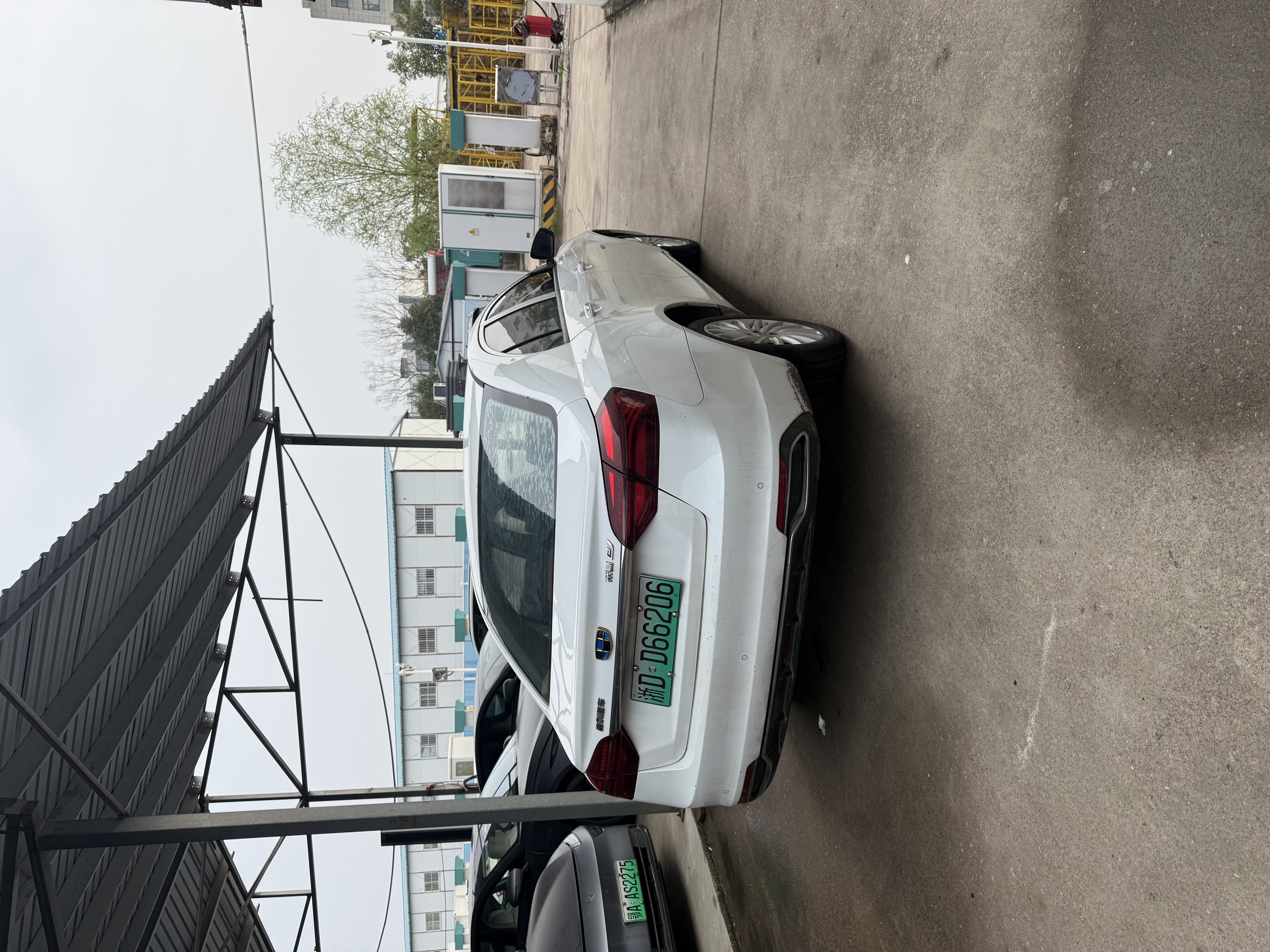 GEELY Emgrand New Energy 2019 car image #3