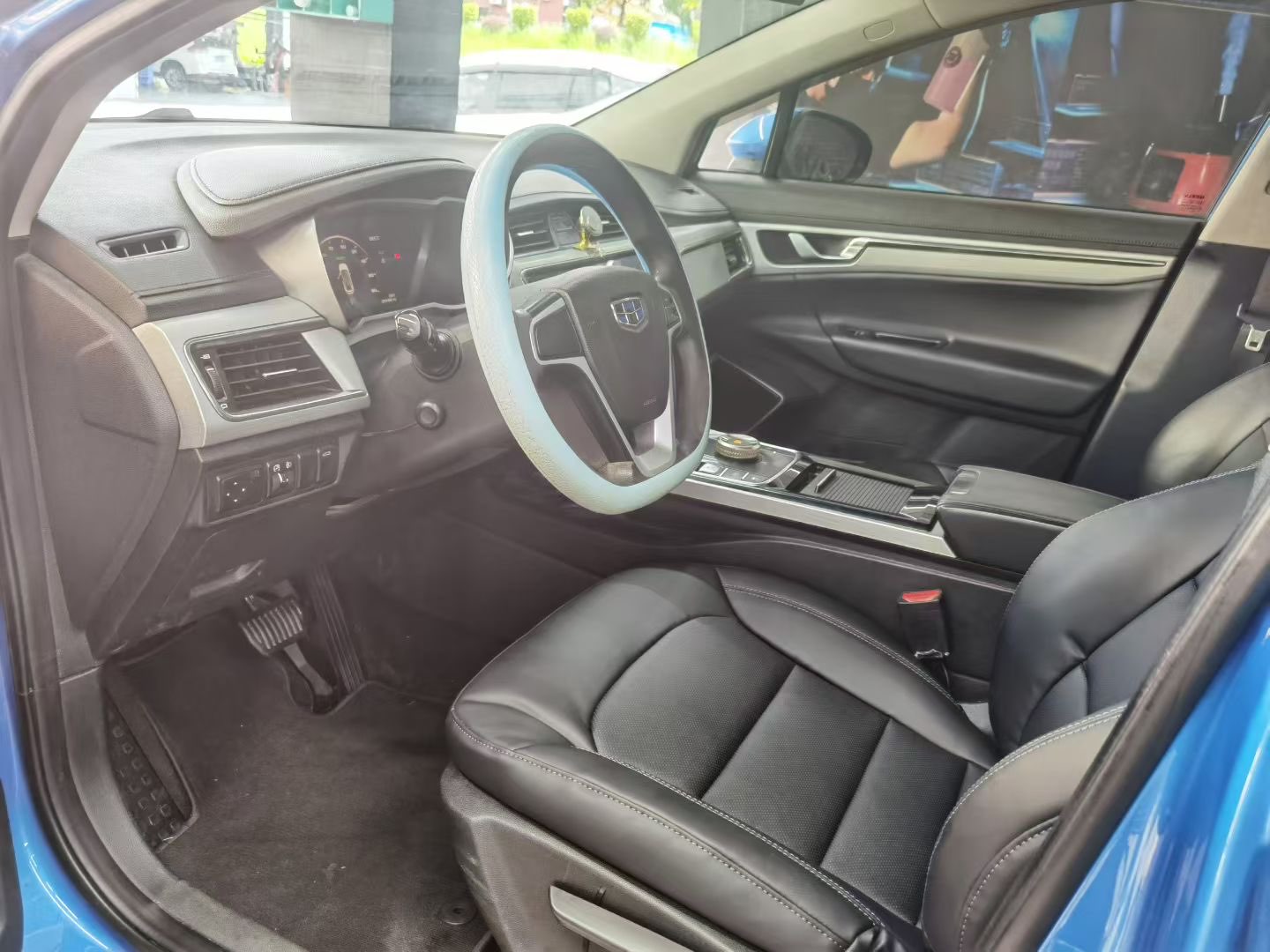 GEELY Emgrand GSe 2019 #3 GEELY Emgrand GSe 2019 car image #3