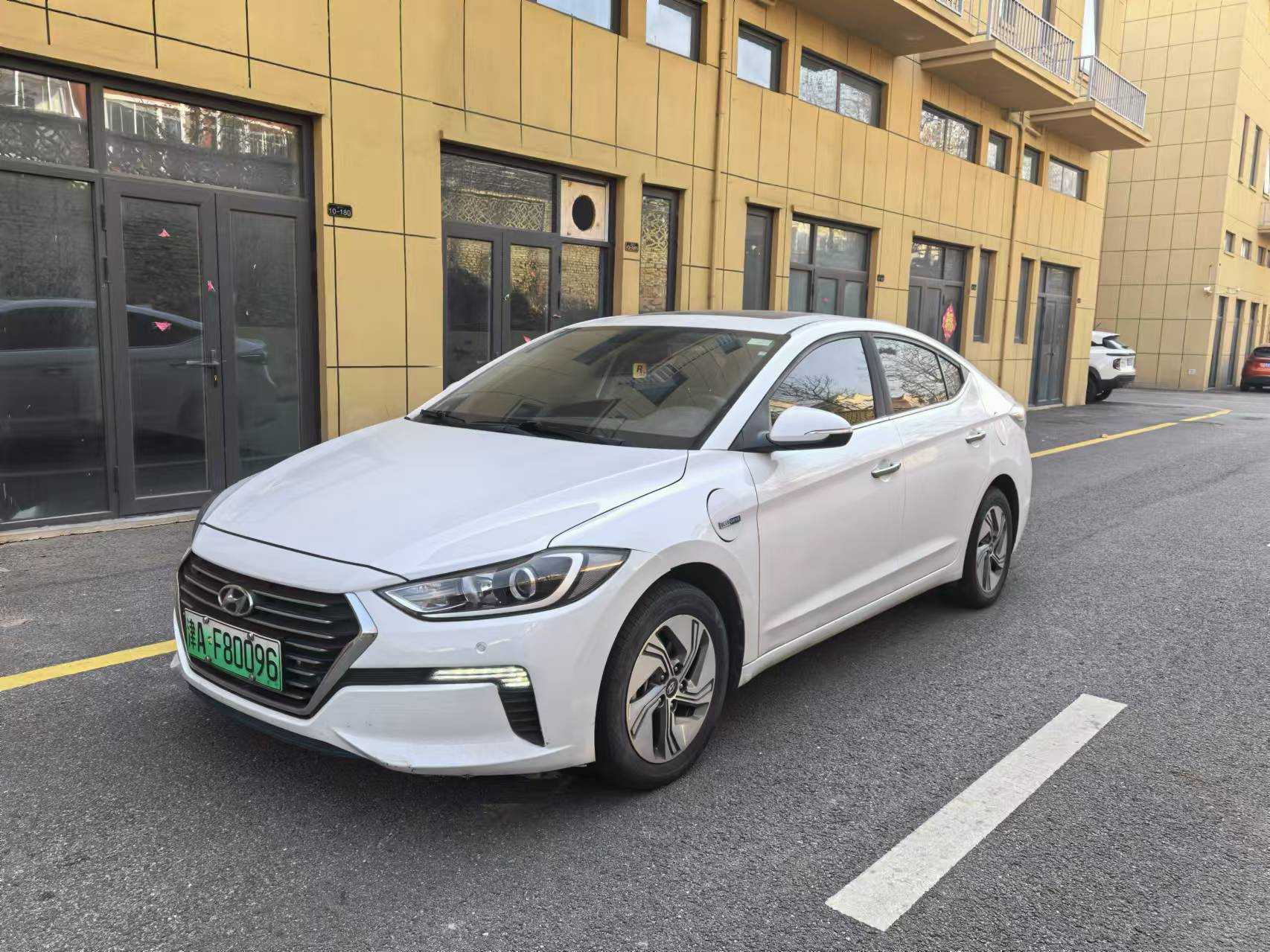 Hyundai Elantra AD PHEV 2021 #3 Hyundai Elantra AD PHEV 2021 immagine di auto #3