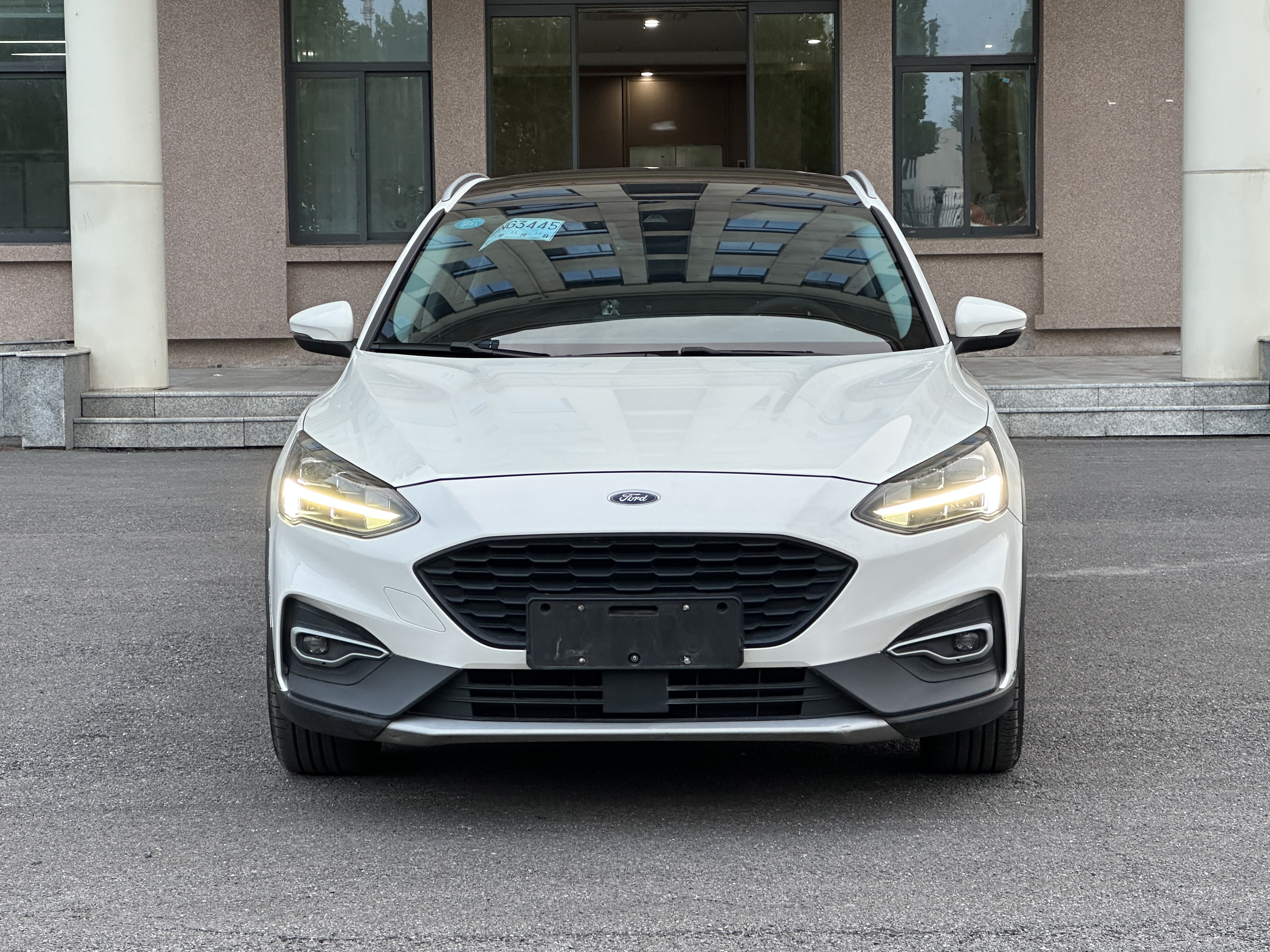 Ford Focus Active 2020 car image #3