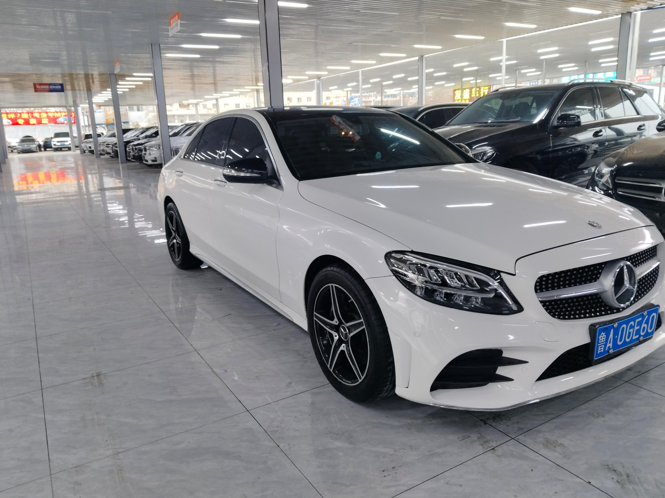 Mercedes-Benz C Class 2020 car image #3