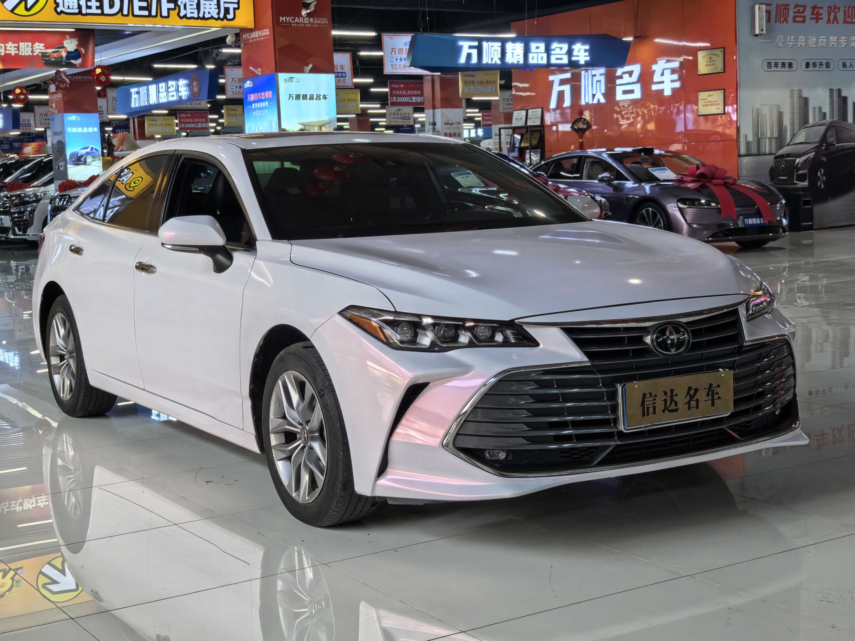 Toyota Avalon 2021 immagine di auto #3