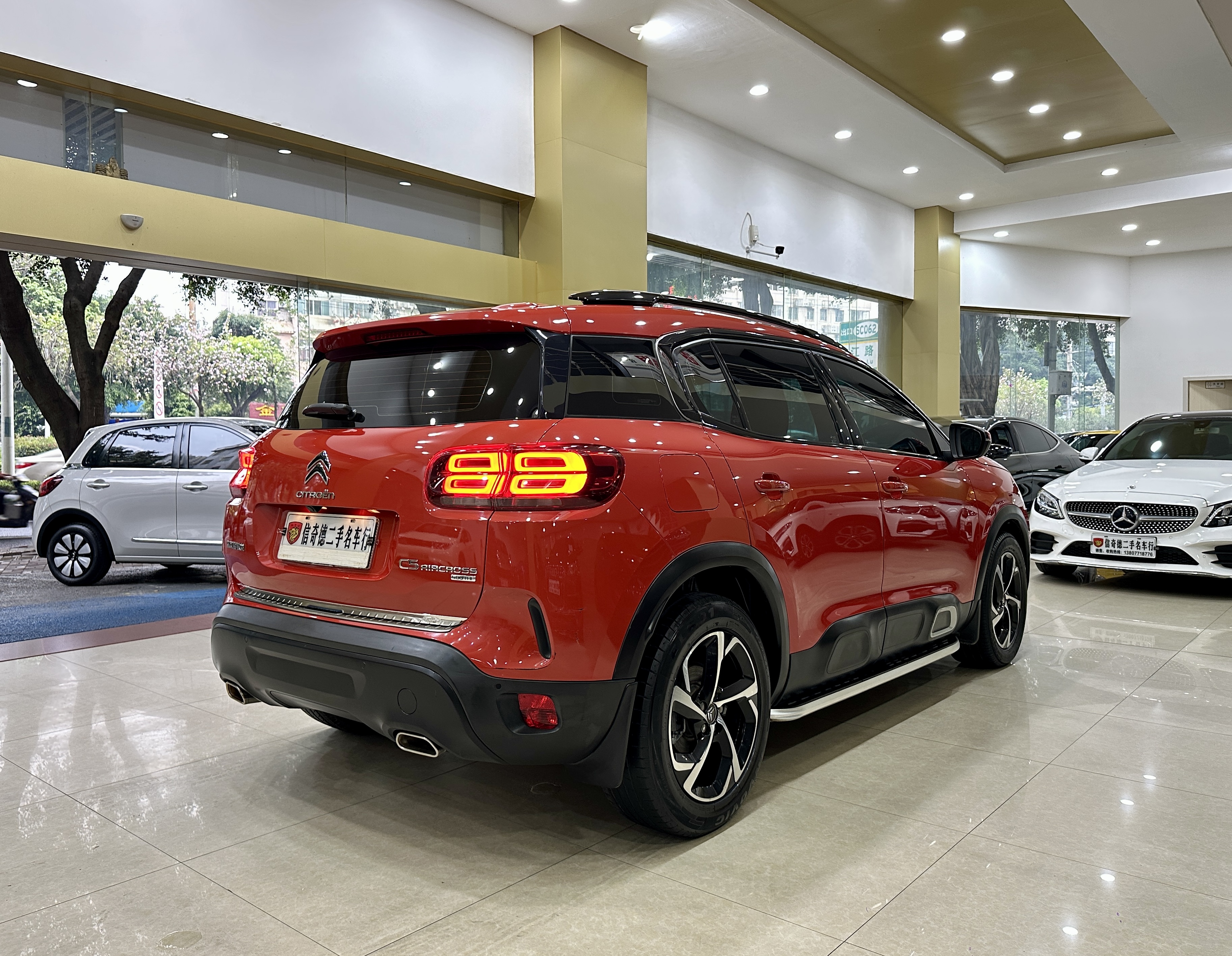 Citroen C5 AIRCROSS 2021 immagine di auto #3