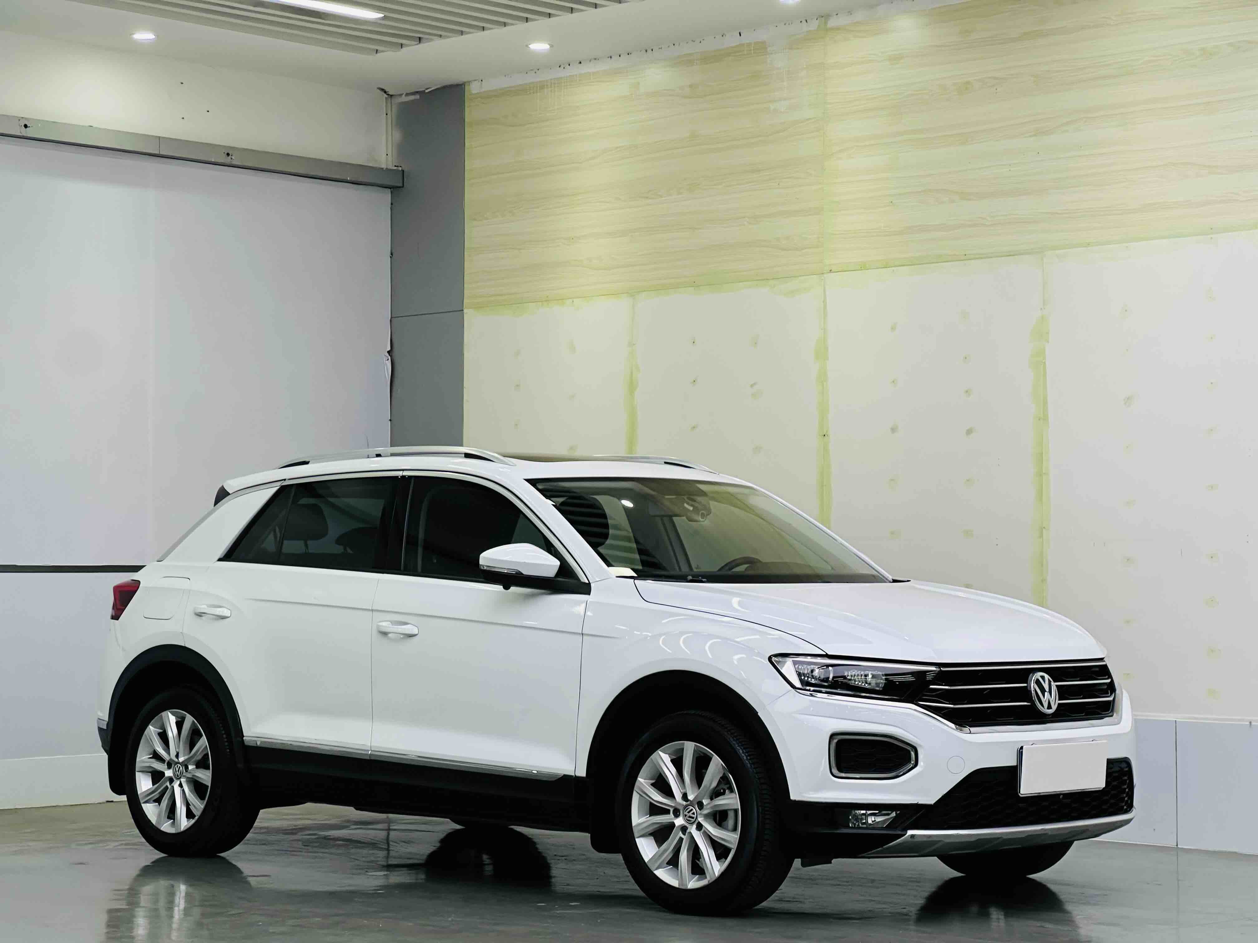 T-Roc 2020 #3 T-Roc 2020 car image #3