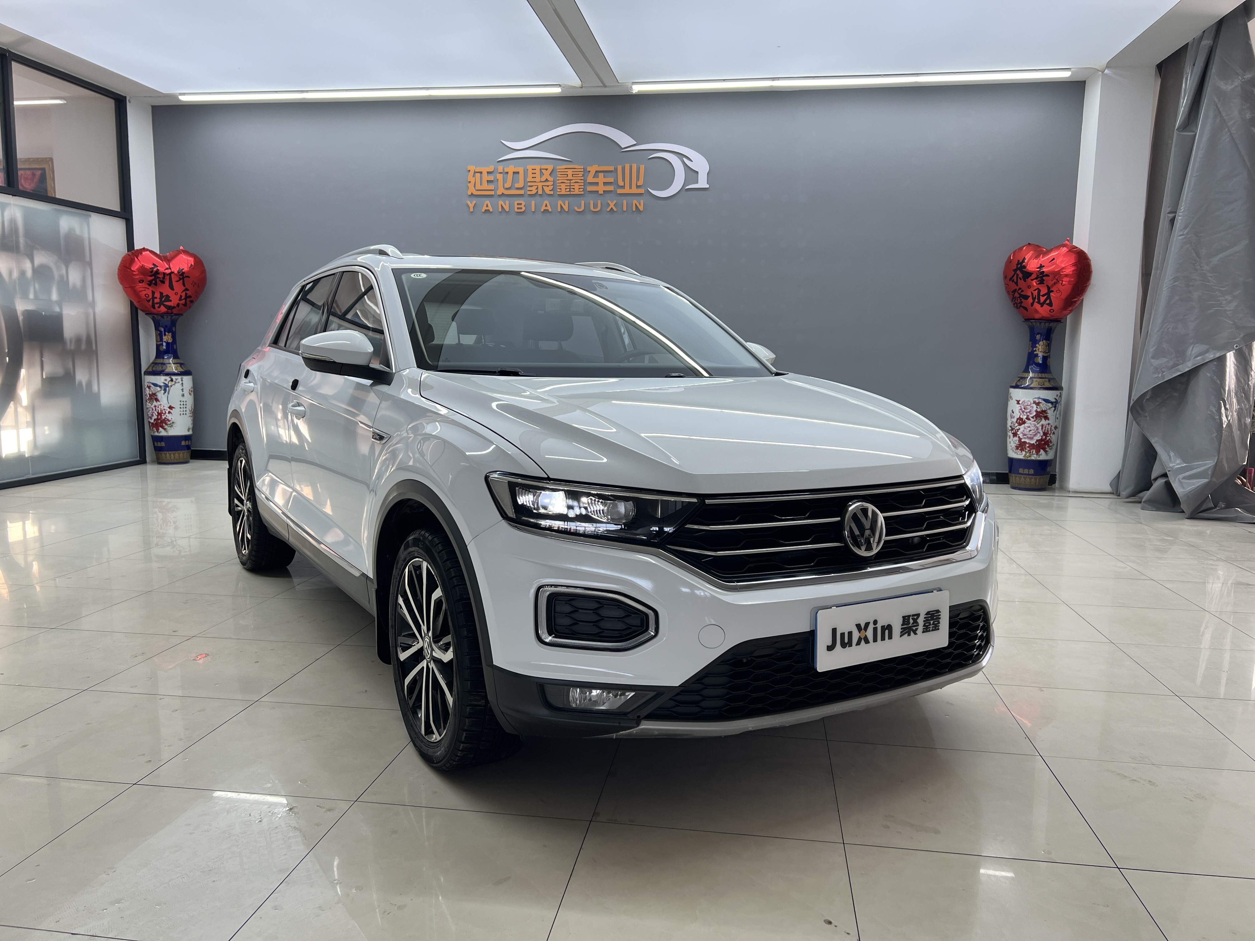 T-Roc 2020 #3 T-Roc 2020 car image #3