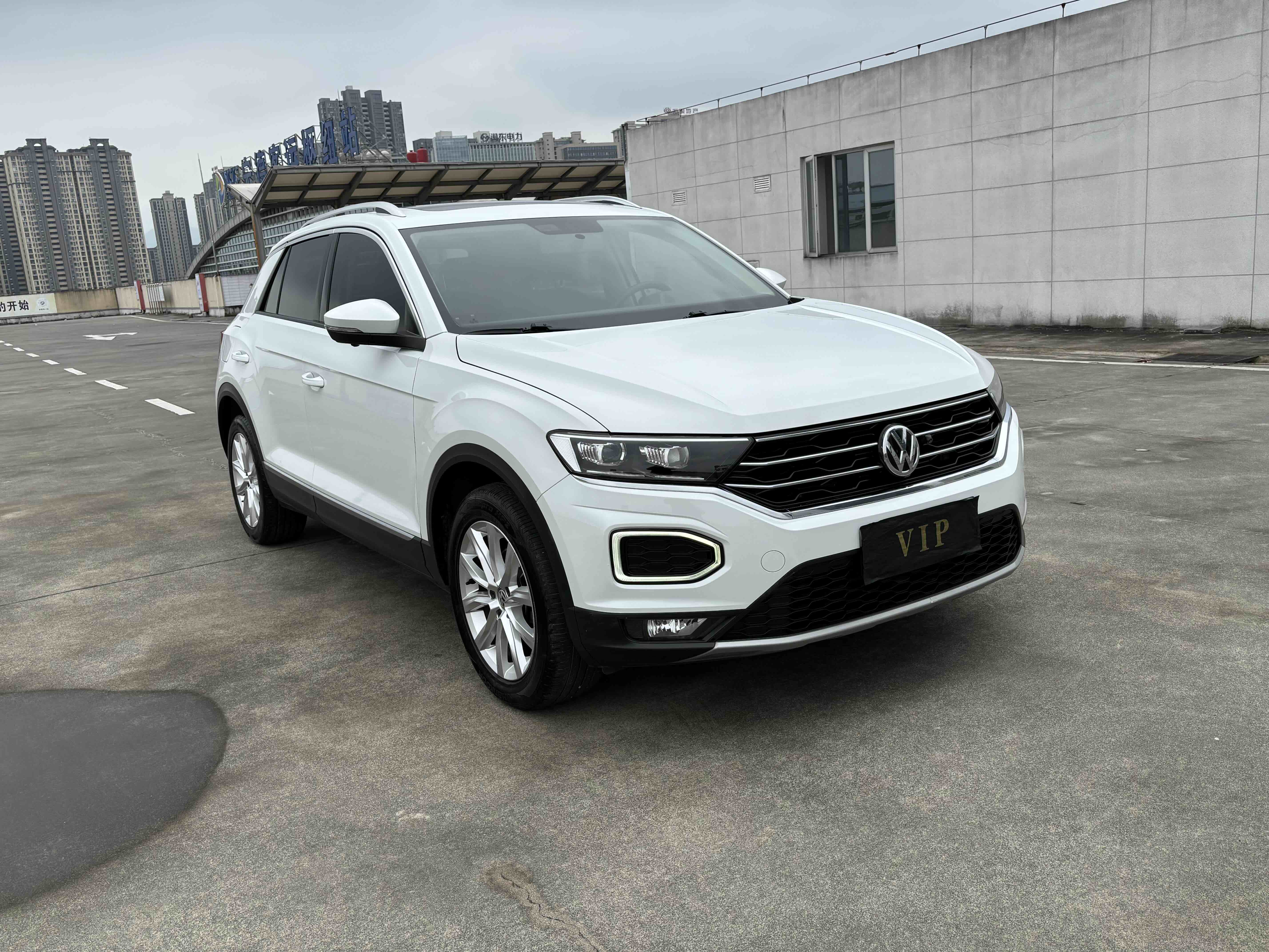 Volkswagen T-Roc 2020 #3 Volkswagen T-Roc 2020 car image #3
