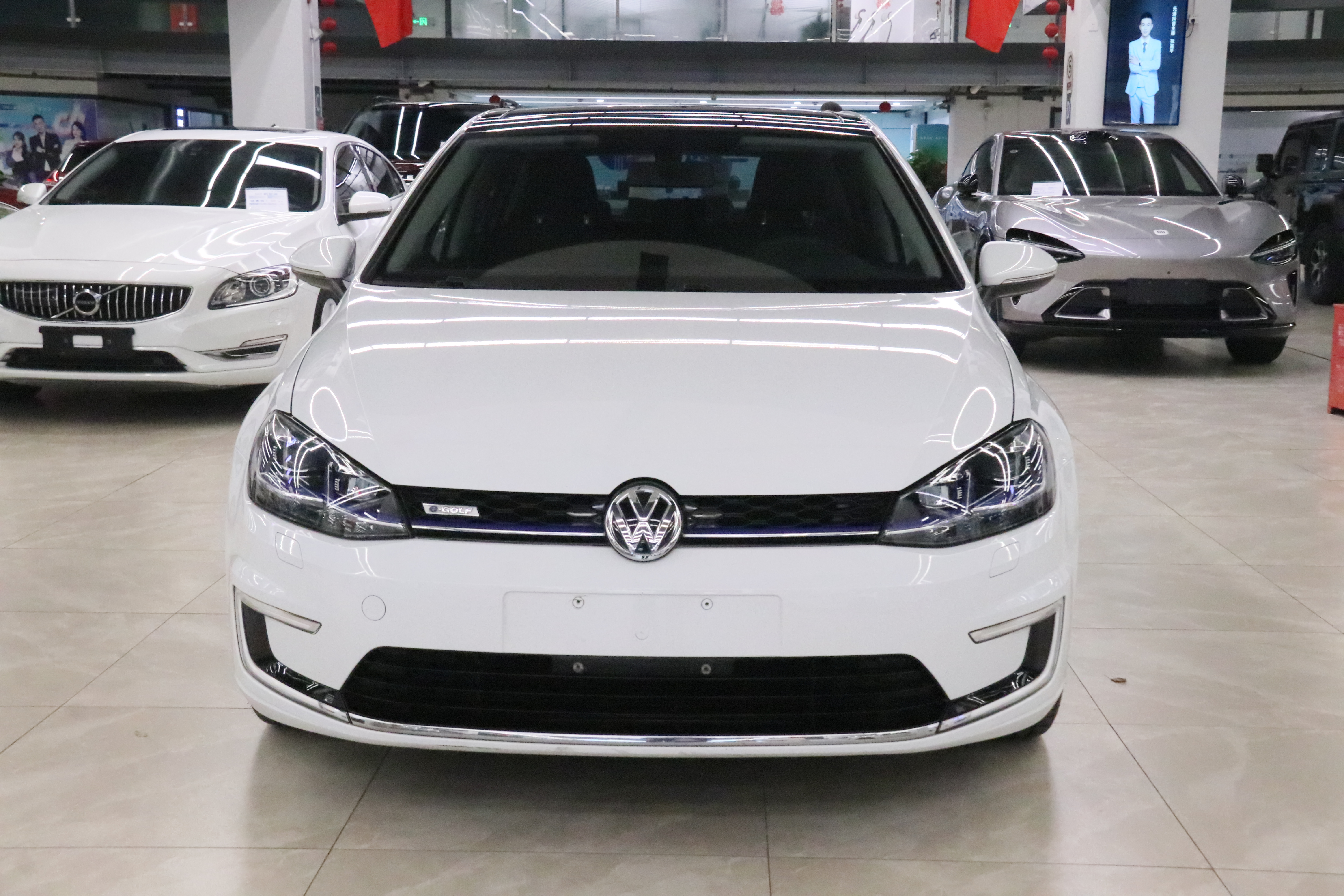 Volkswagen Golf Pure Electric 2020 #3 Volkswagen Golf Pure Electric 2020 car image #3