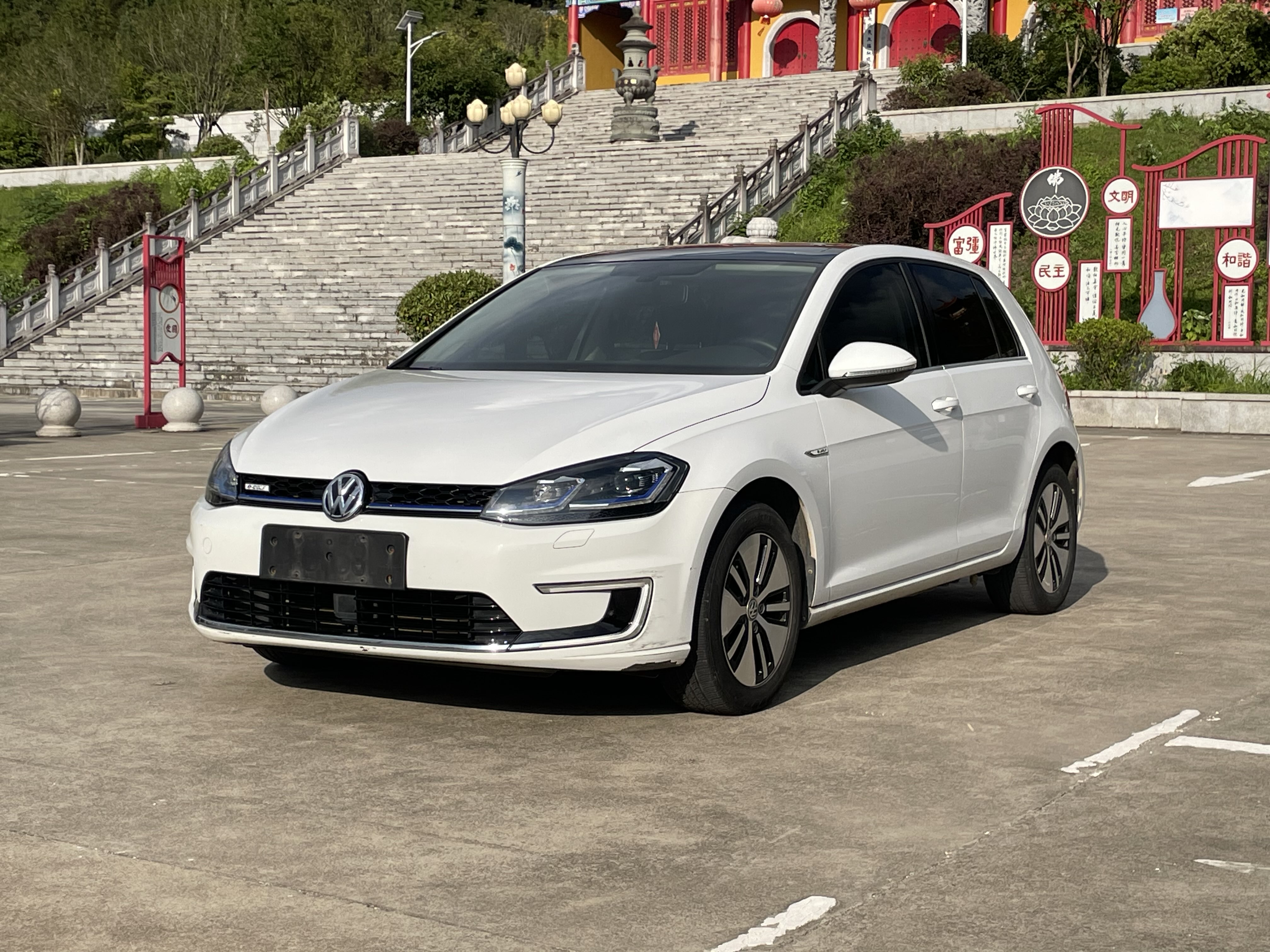 Volkswagen Golf Pure Electric 2020 imagen de coche #3
