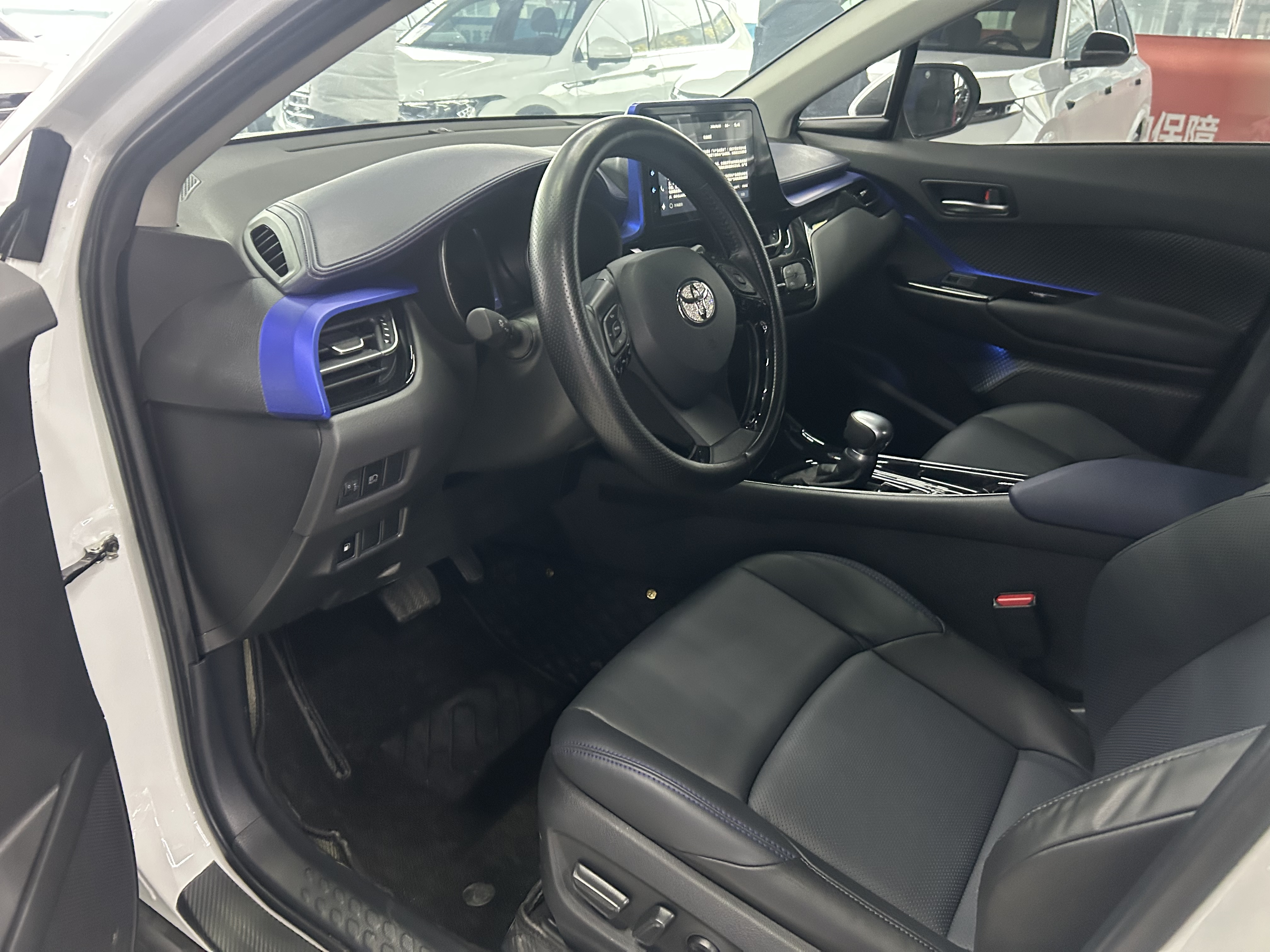 Toyota C-HR 2021 #3 Toyota C-HR 2021 immagine di auto #3