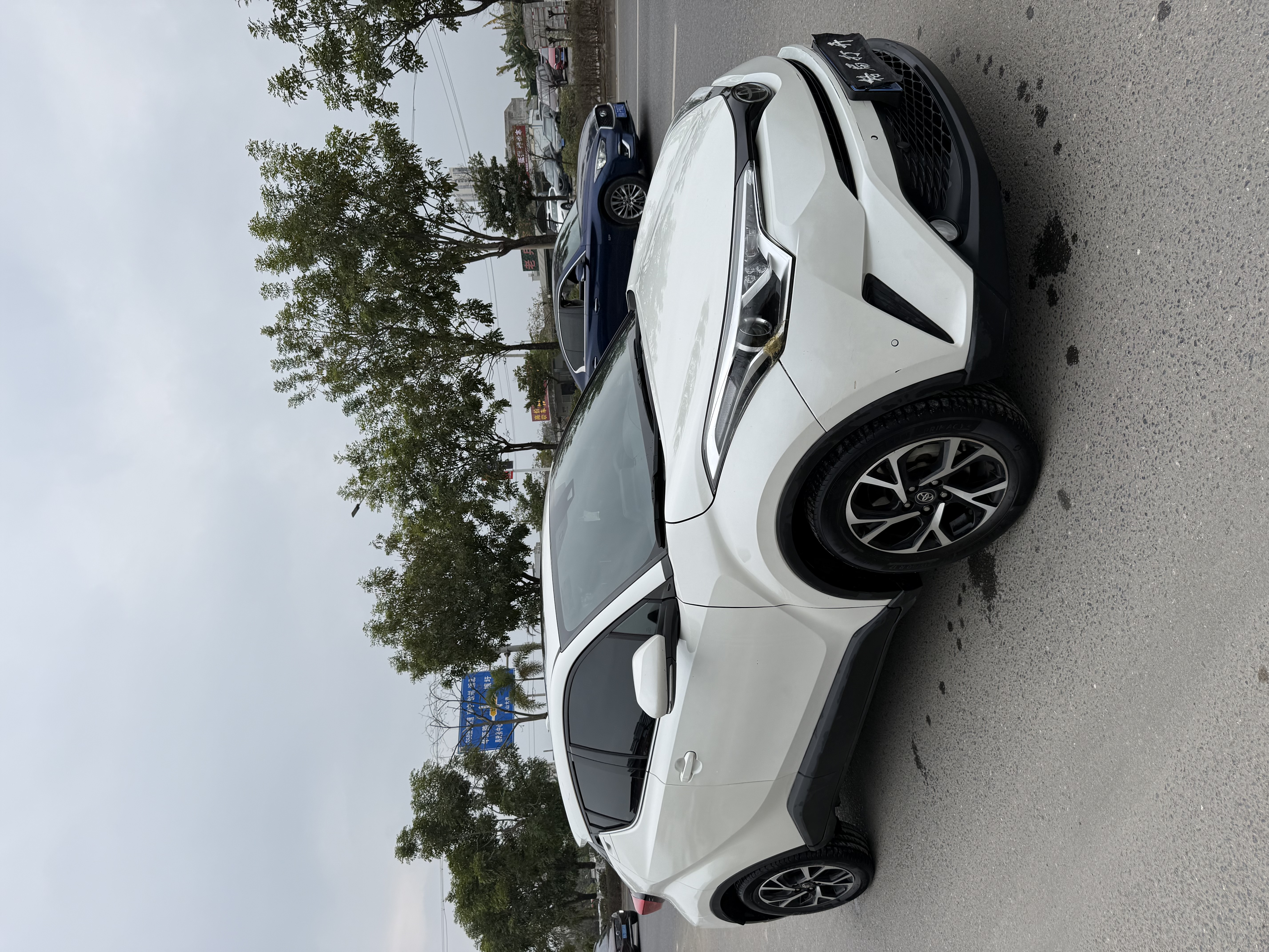 Toyota C-HR 2021 immagine di auto #3